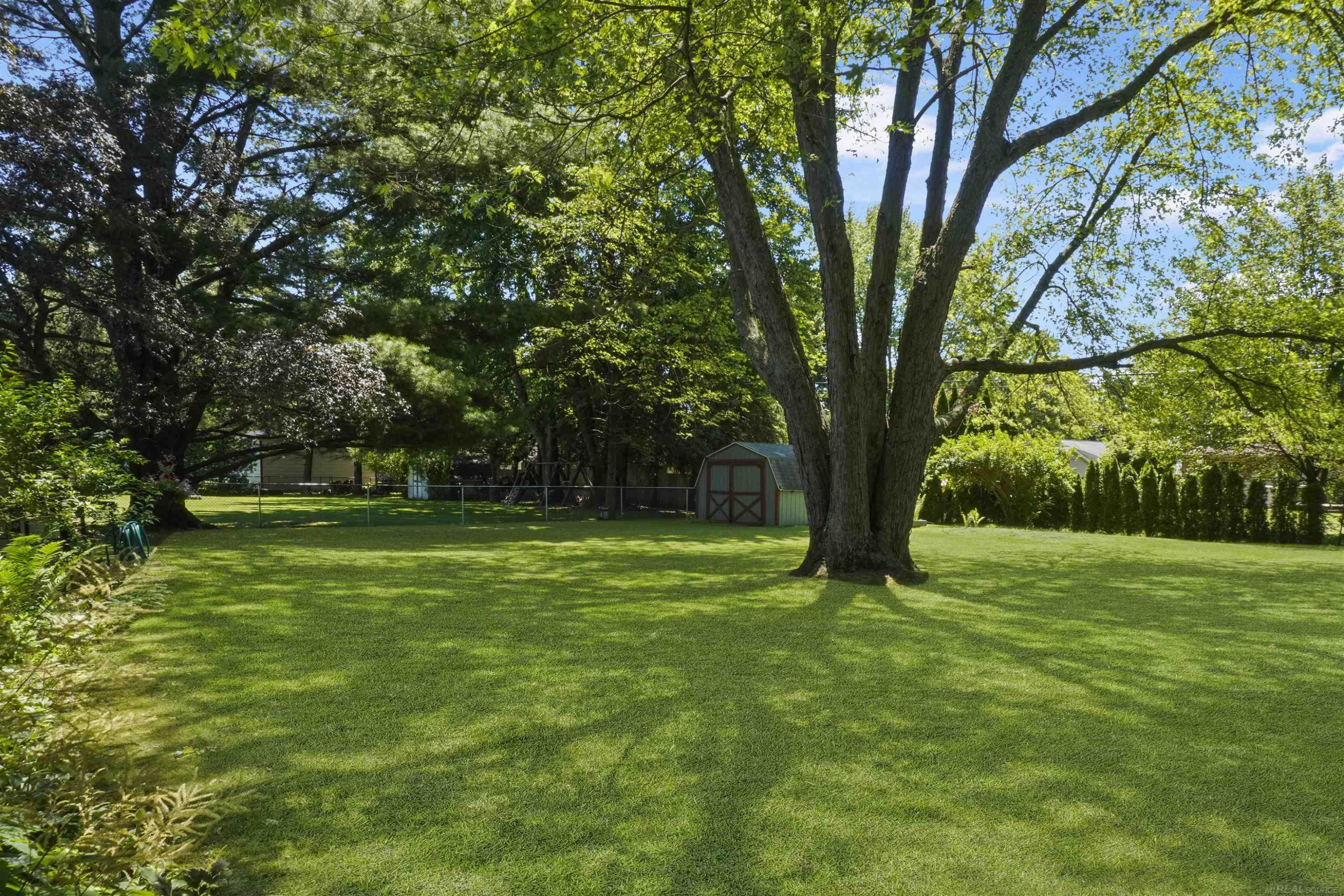 4459 Cambridge Drive, Port Huron, MI 48060 — Photo 32
