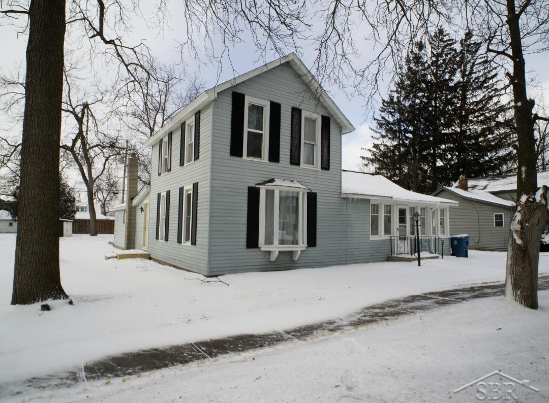 218 S church Street, Standish, MI 48658 — front exterior