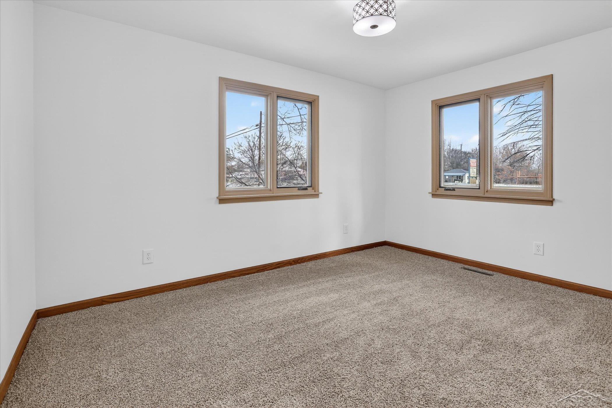 2314 S Huron Road, Kawkawlin, MI 48631 — Photo 21