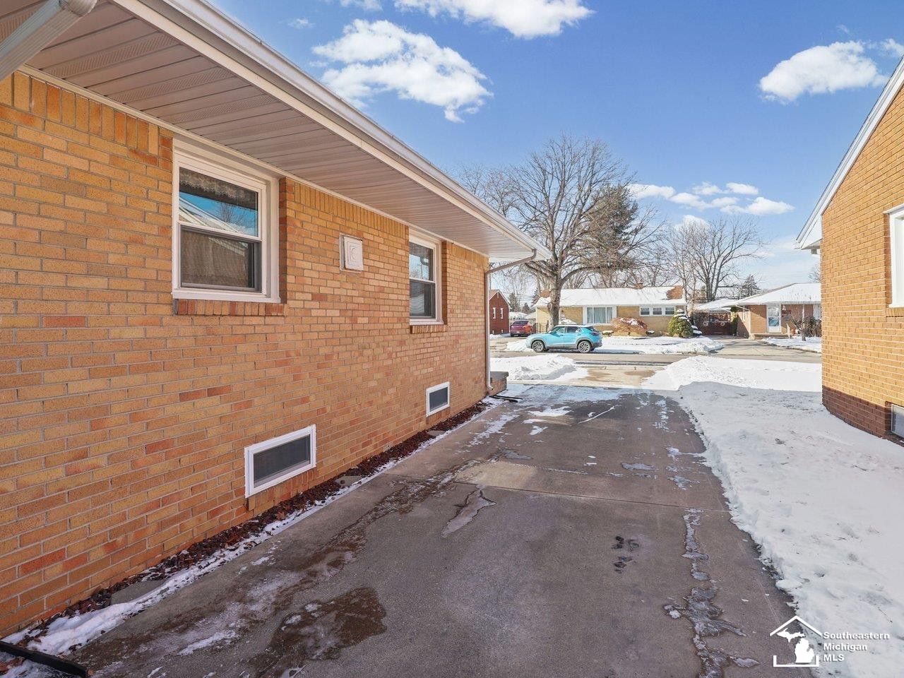 943 Western Avenue, Monroe, MI 48161 — Photo 40