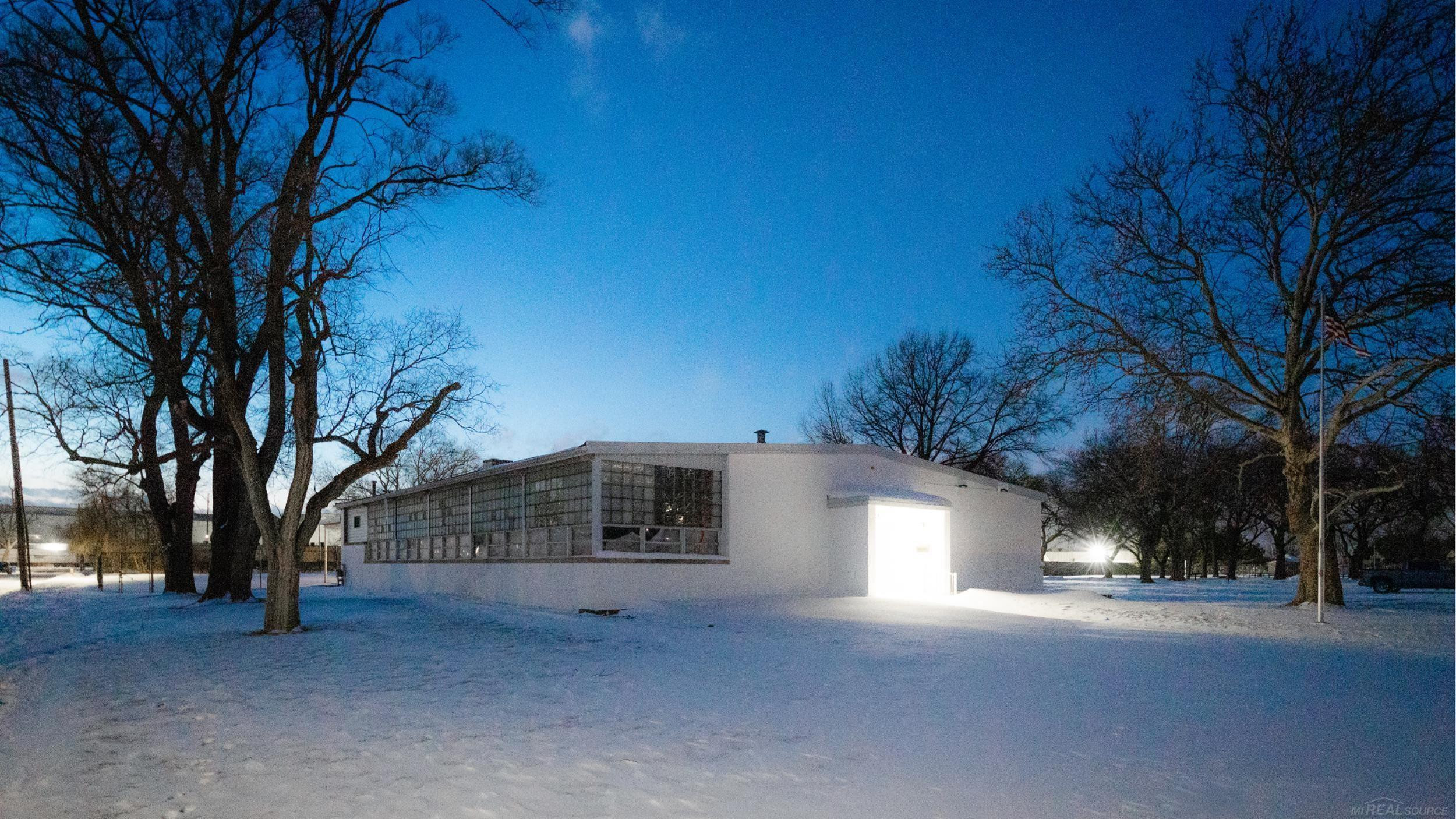 22021 MEMPHIS Avenue, Warren, MI 48091 — Photo 5
