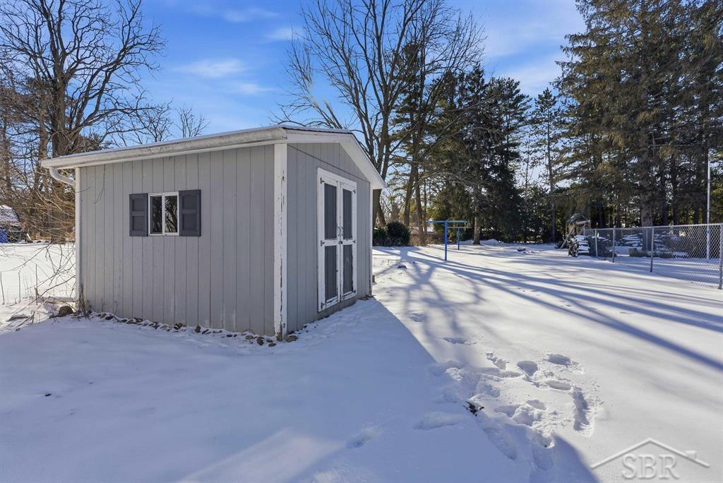 7065 Dutch Road, Saginaw, MI 48609 — Photo 29