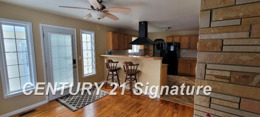 616 Sunnyside Drive, Chesaning, MI 48616 — Photo 5