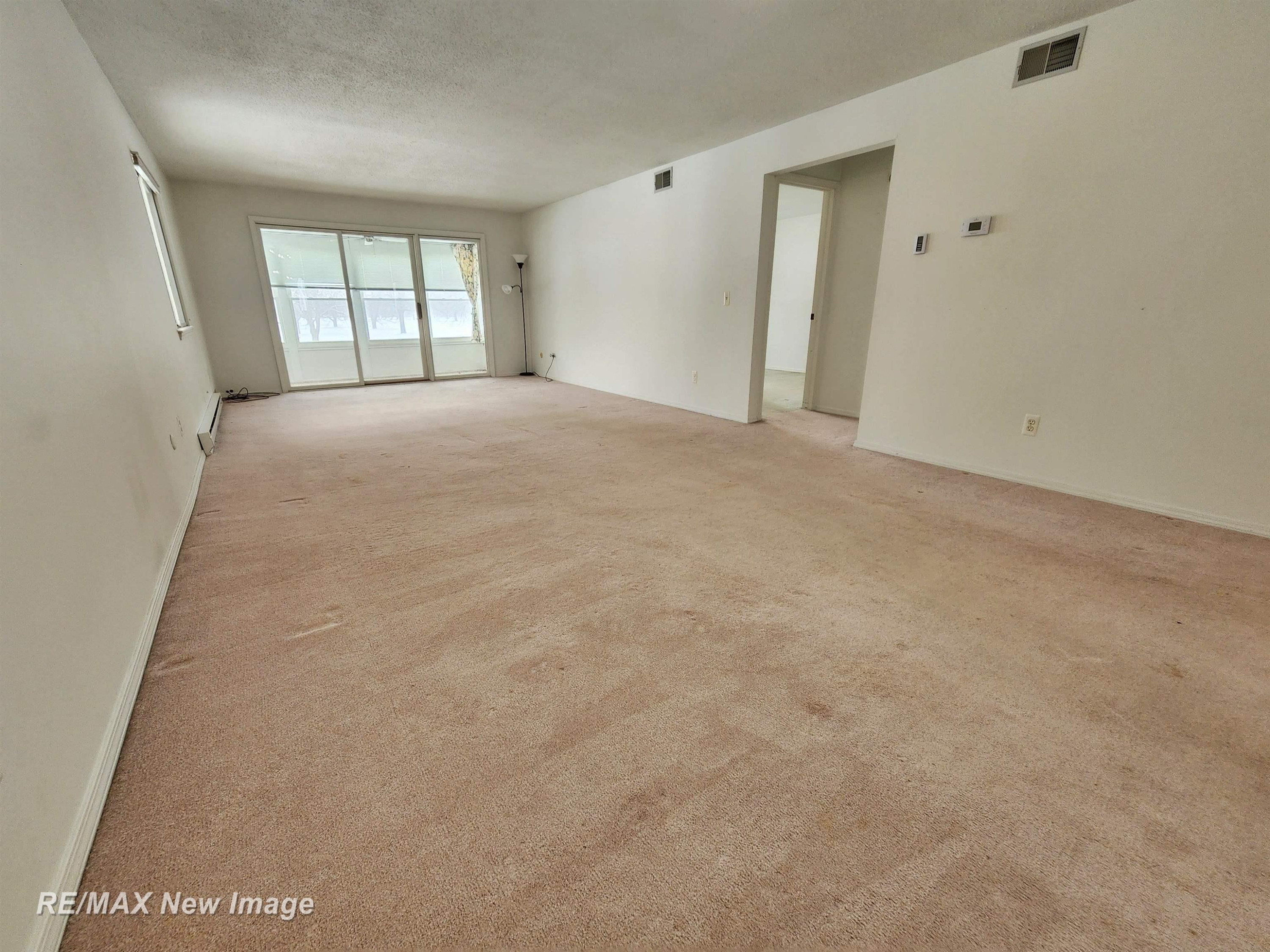 719 Kennely Road, E-75, Saginaw, MI 48609 — Photo 9