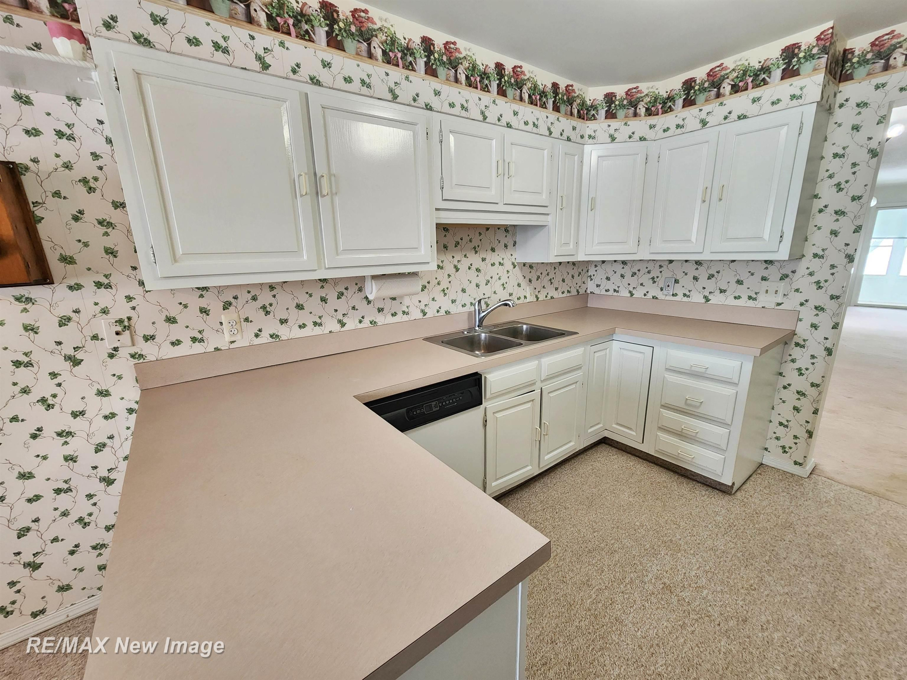 719 Kennely Road, E-75, Saginaw, MI 48609 — Photo 12