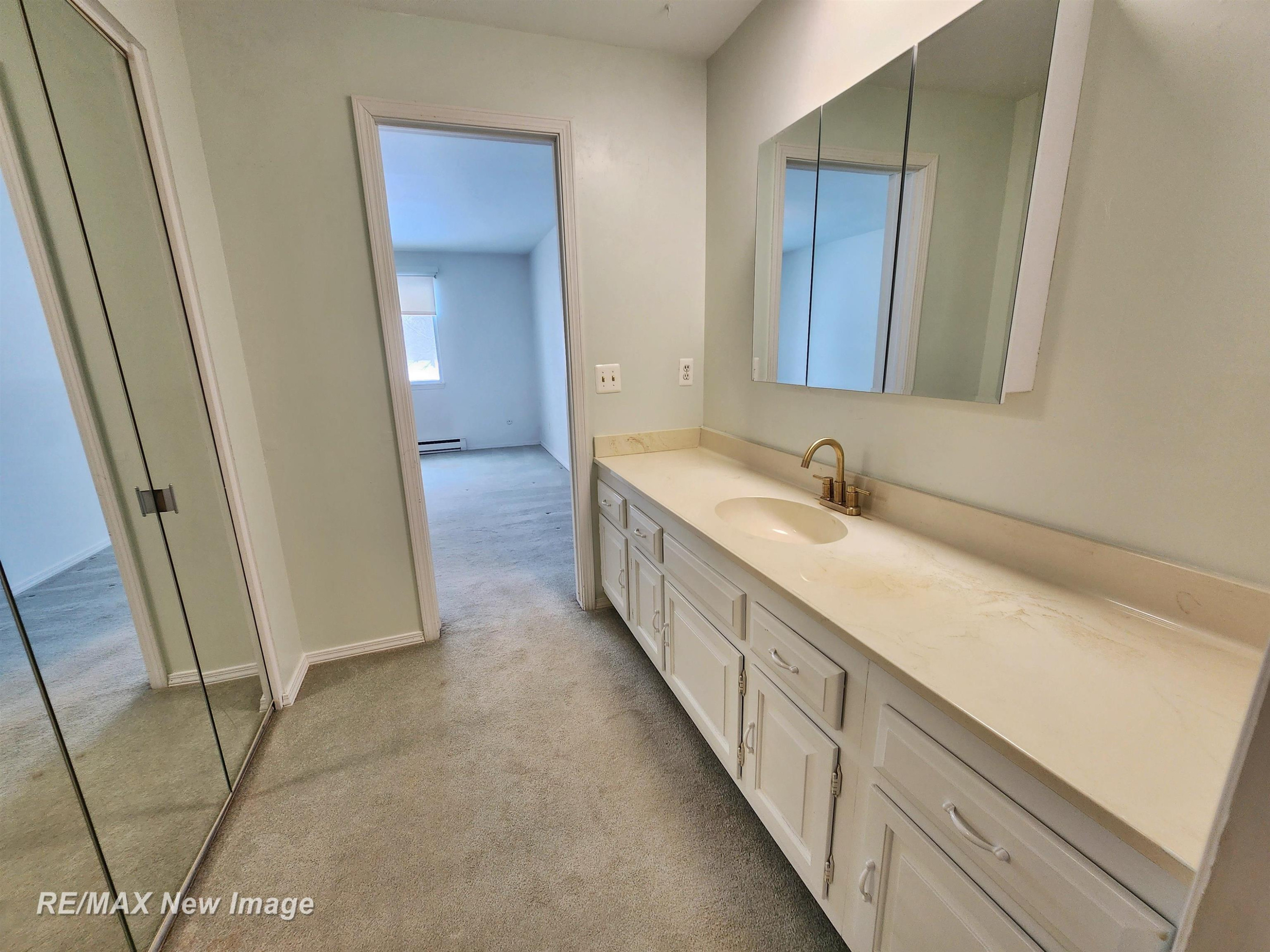 719 Kennely Road, E-75, Saginaw, MI 48609 — Photo 21