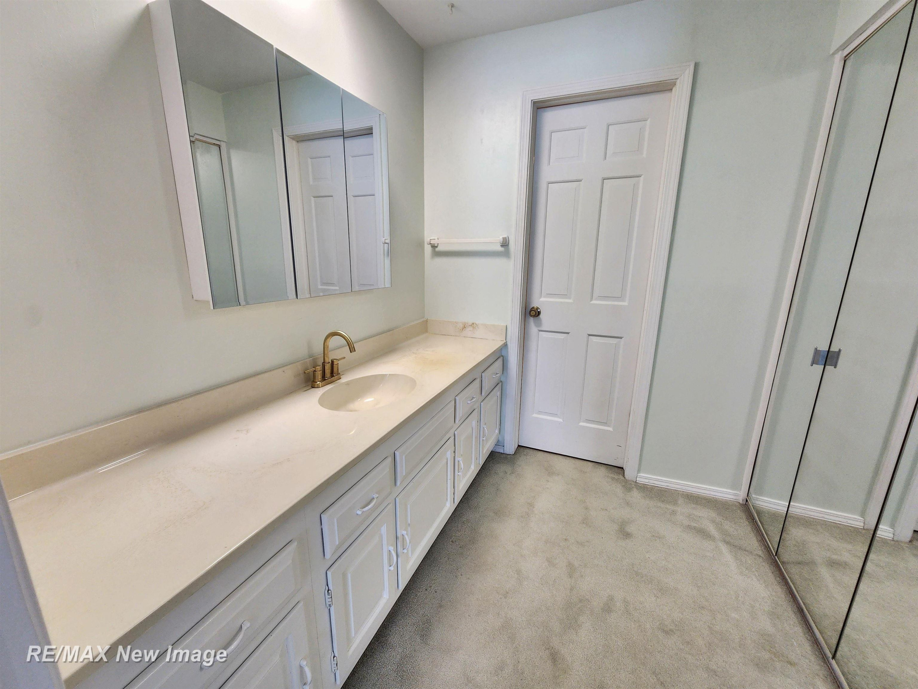 719 Kennely Road, E-75, Saginaw, MI 48609 — Photo 23