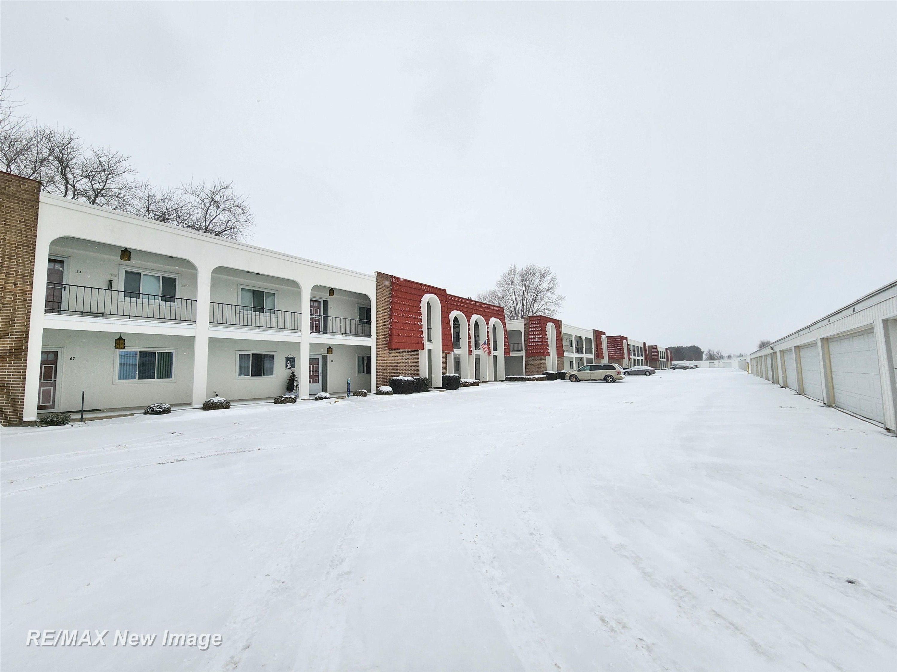 719 Kennely Road, E-75, Saginaw, MI 48609 — Photo 33