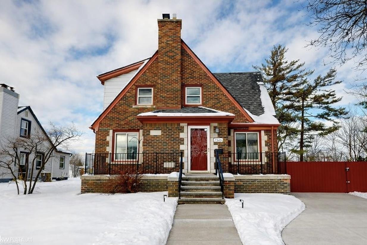 7535 Henry Street, Center Line, MI 48015 — front exterior