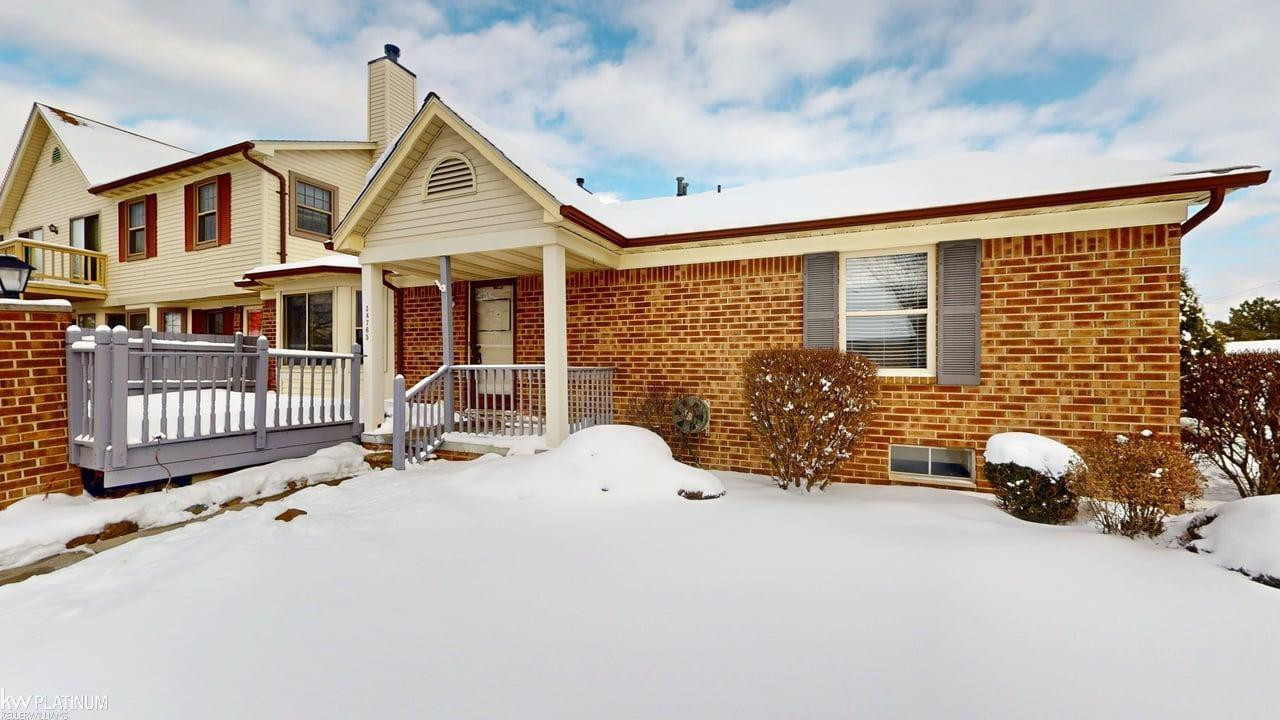 34765 E Wilma Court, 71, Chesterfield, MI 48047 — Photo 2