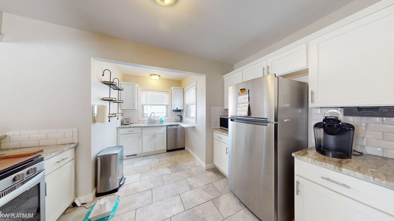 7535 Henry Street, Center Line, MI 48015 — Photo 14