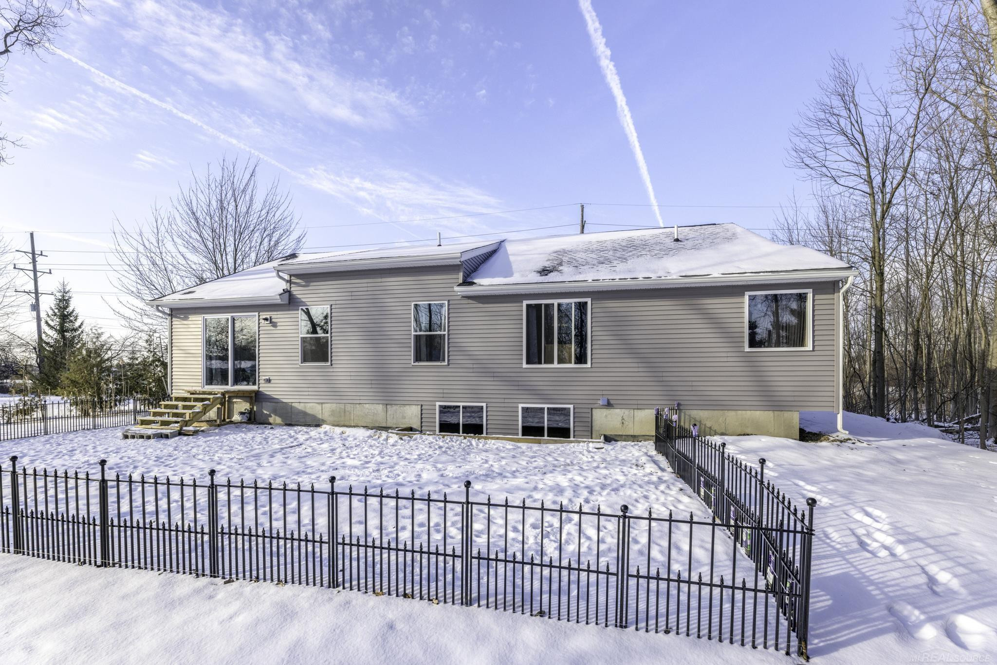 4475 River Road, MI — Photo 34