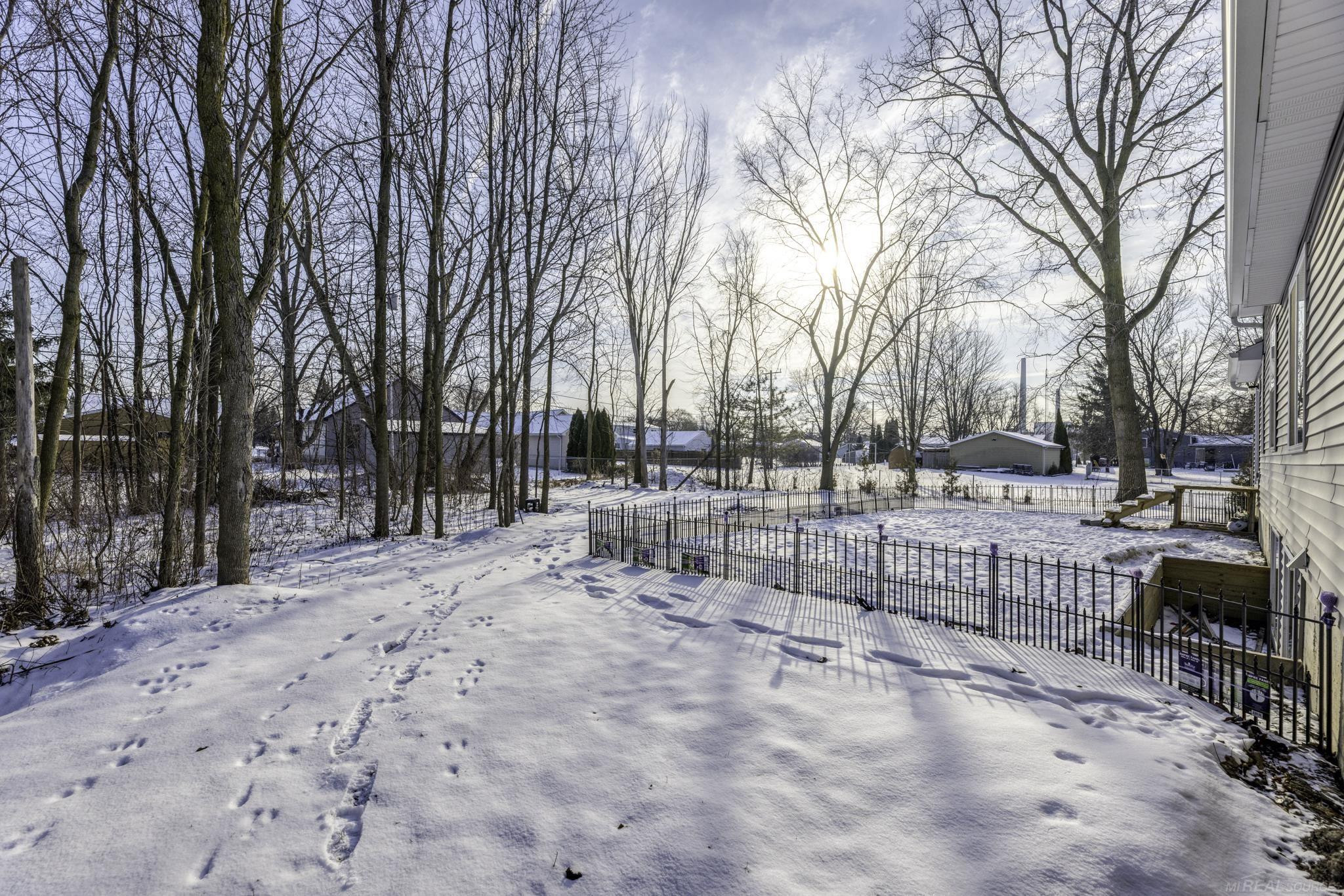 4475 River Road, MI — Photo 35