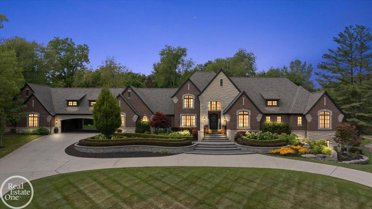 2802 HEATHFIELD Road, Bloomfield Hills, MI, 48301