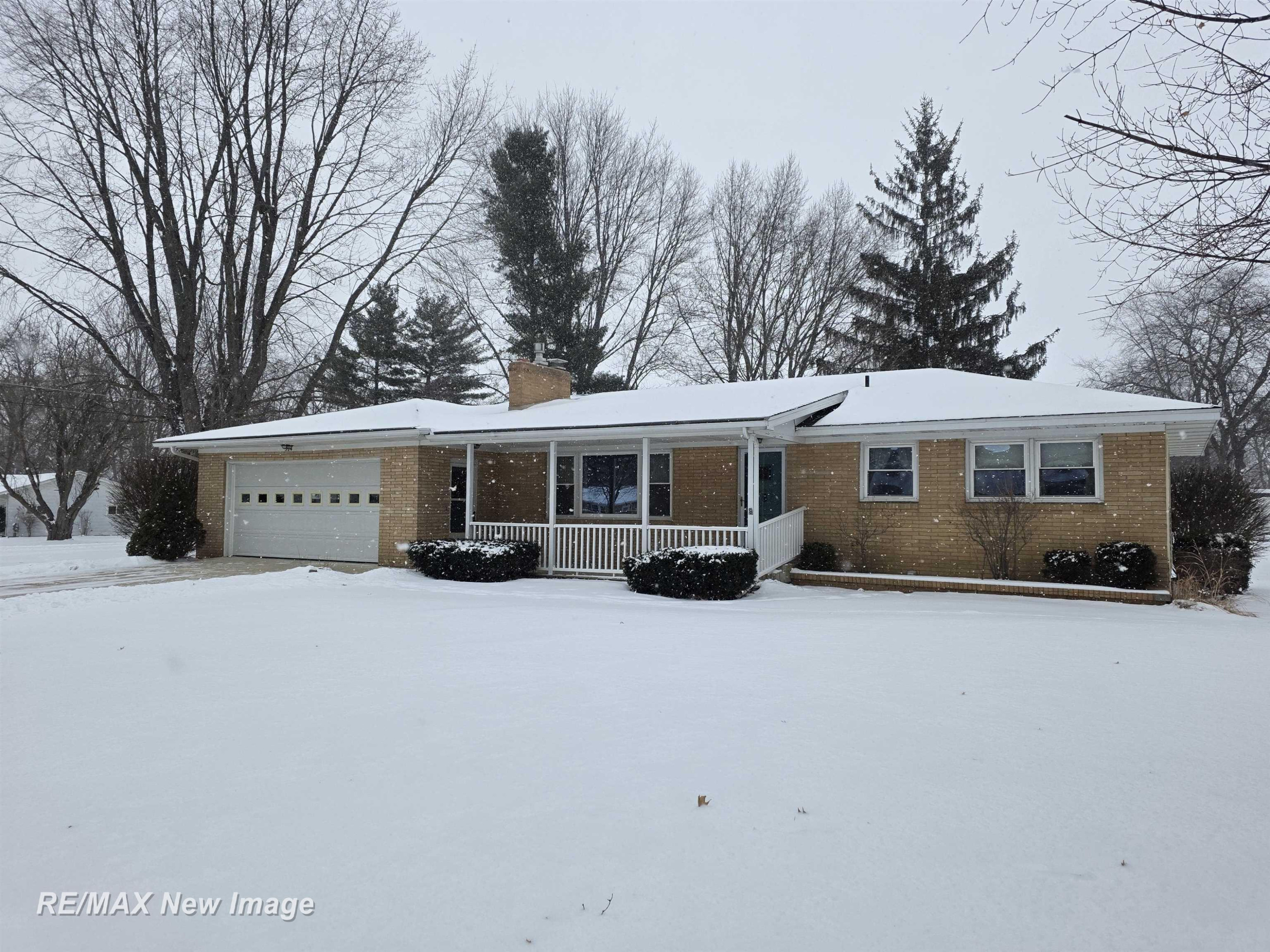 324 Andres Street, Chesaning, MI 48616 — Photo 4