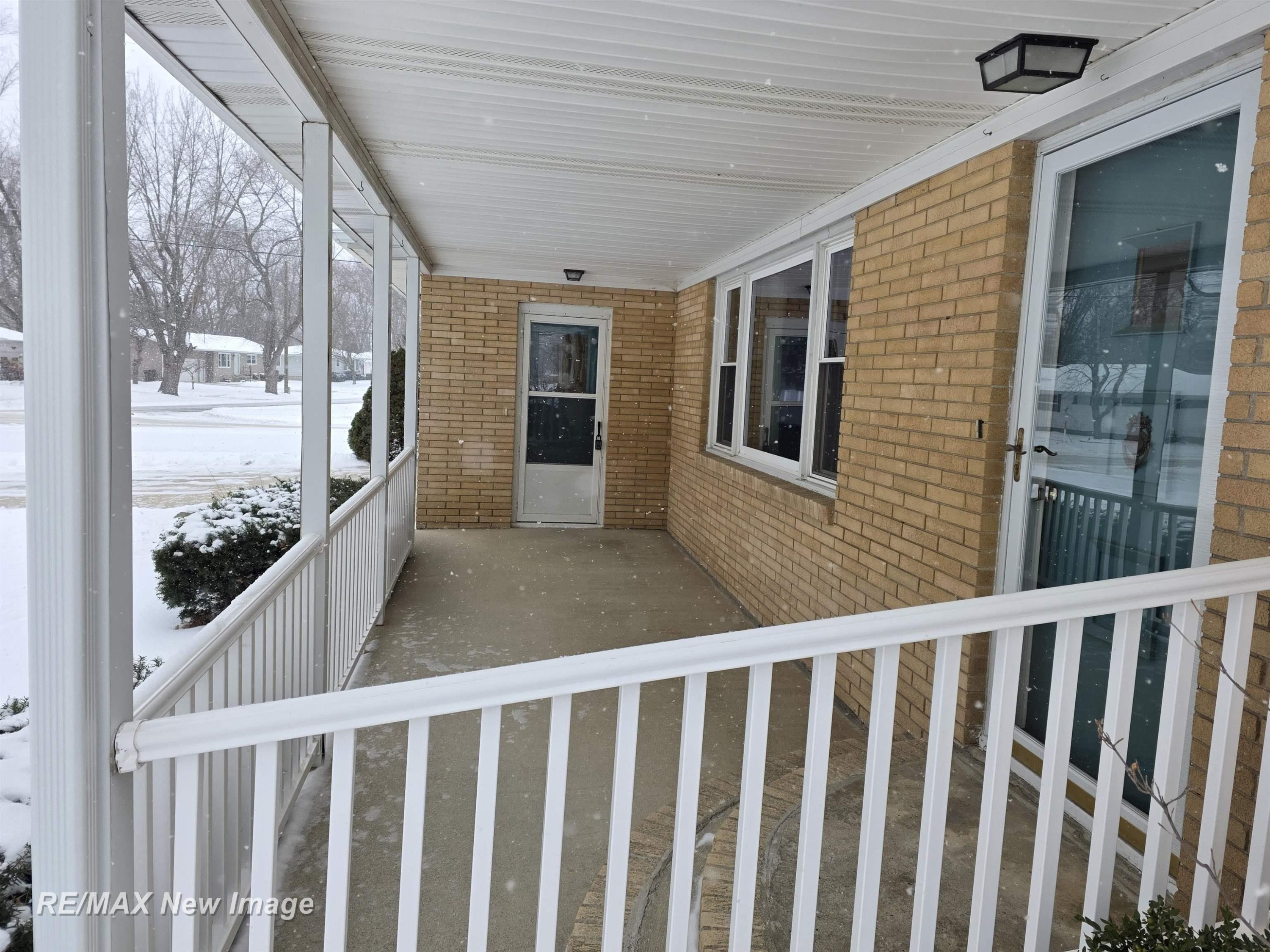 324 Andres Street, Chesaning, MI 48616 — Photo 8
