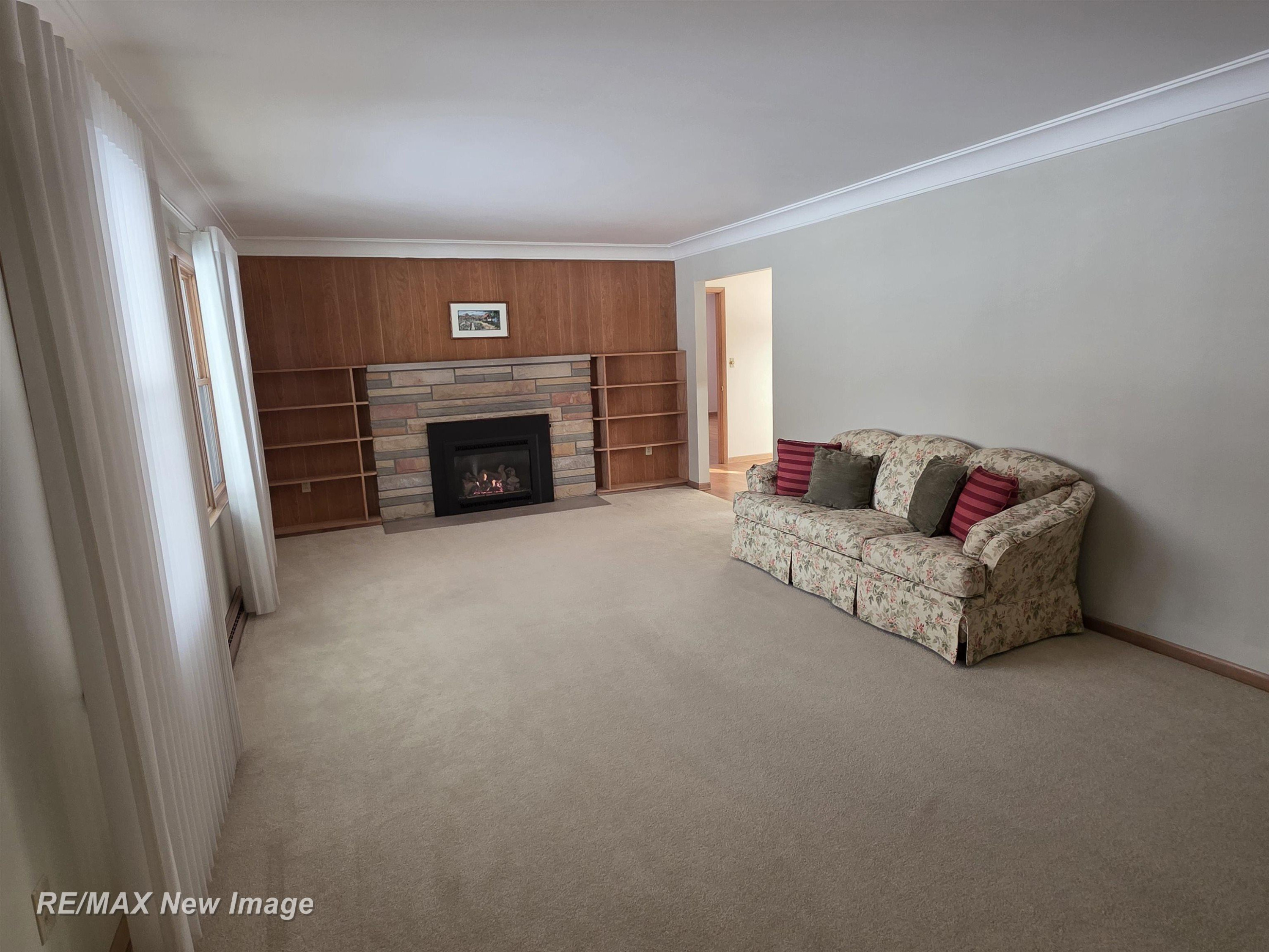 324 Andres Street, Chesaning, MI 48616 — Photo 10