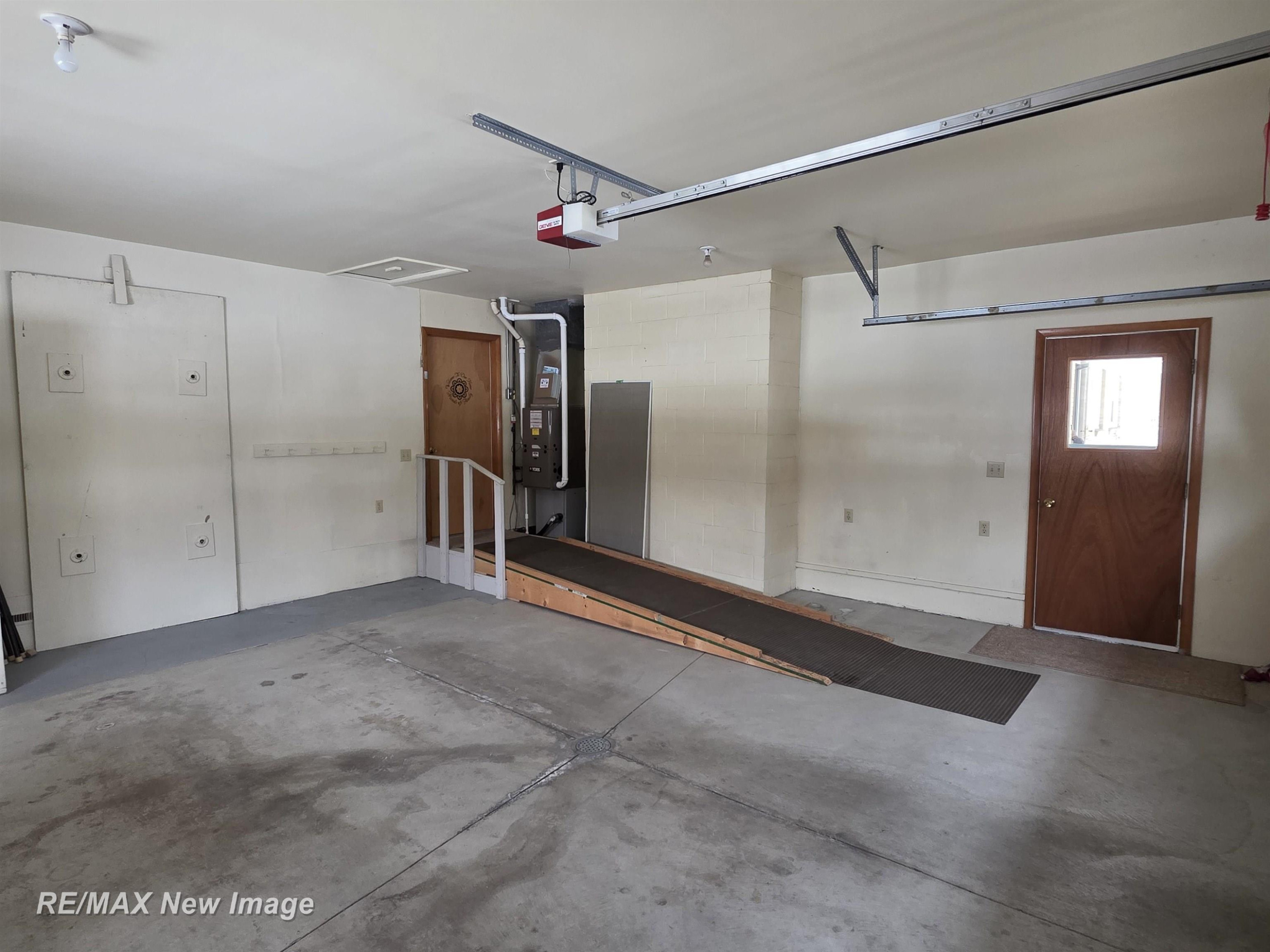 324 Andres Street, Chesaning, MI 48616 — Photo 27