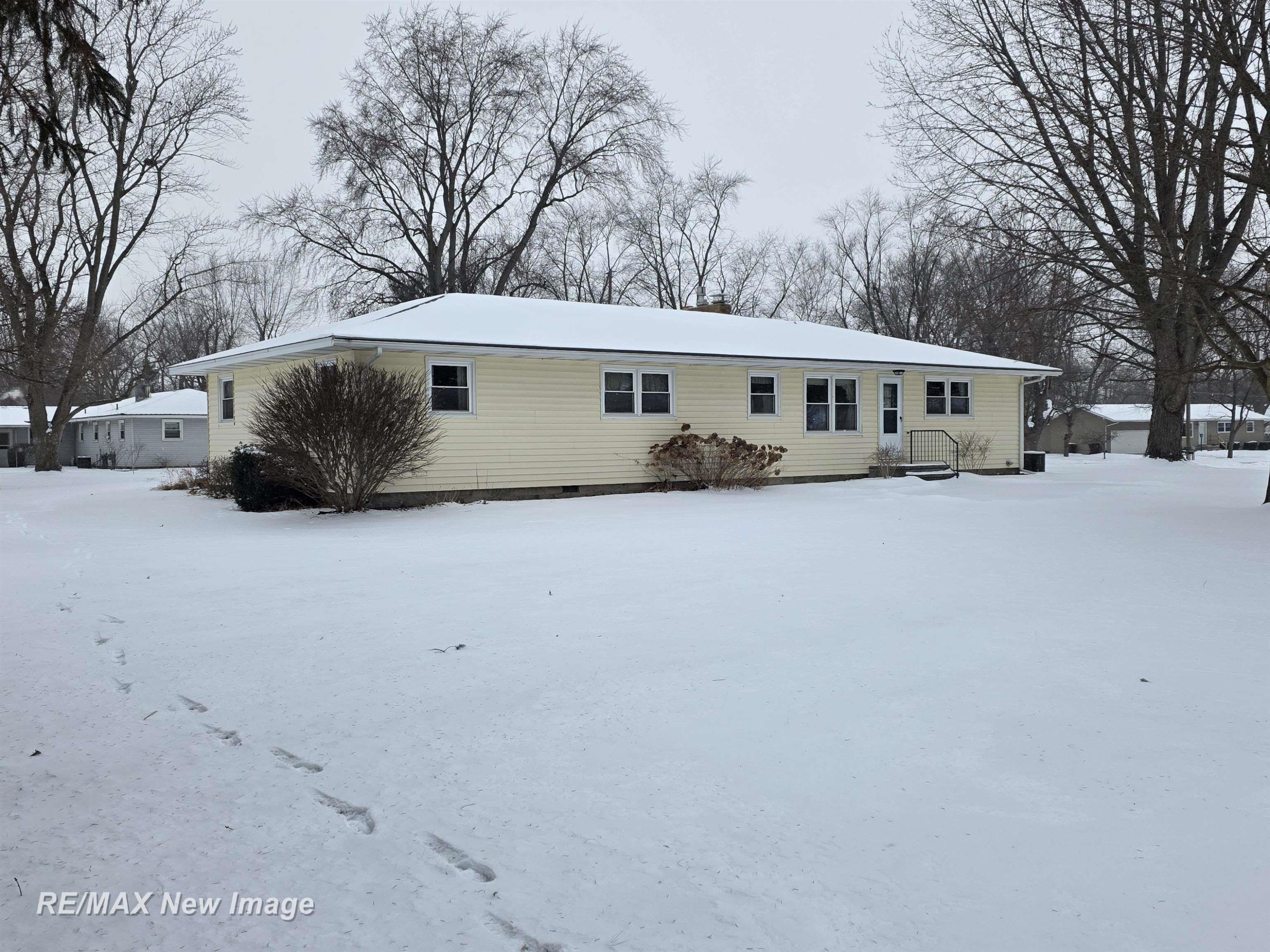 324 Andres Street, Chesaning, MI 48616 — Photo 29