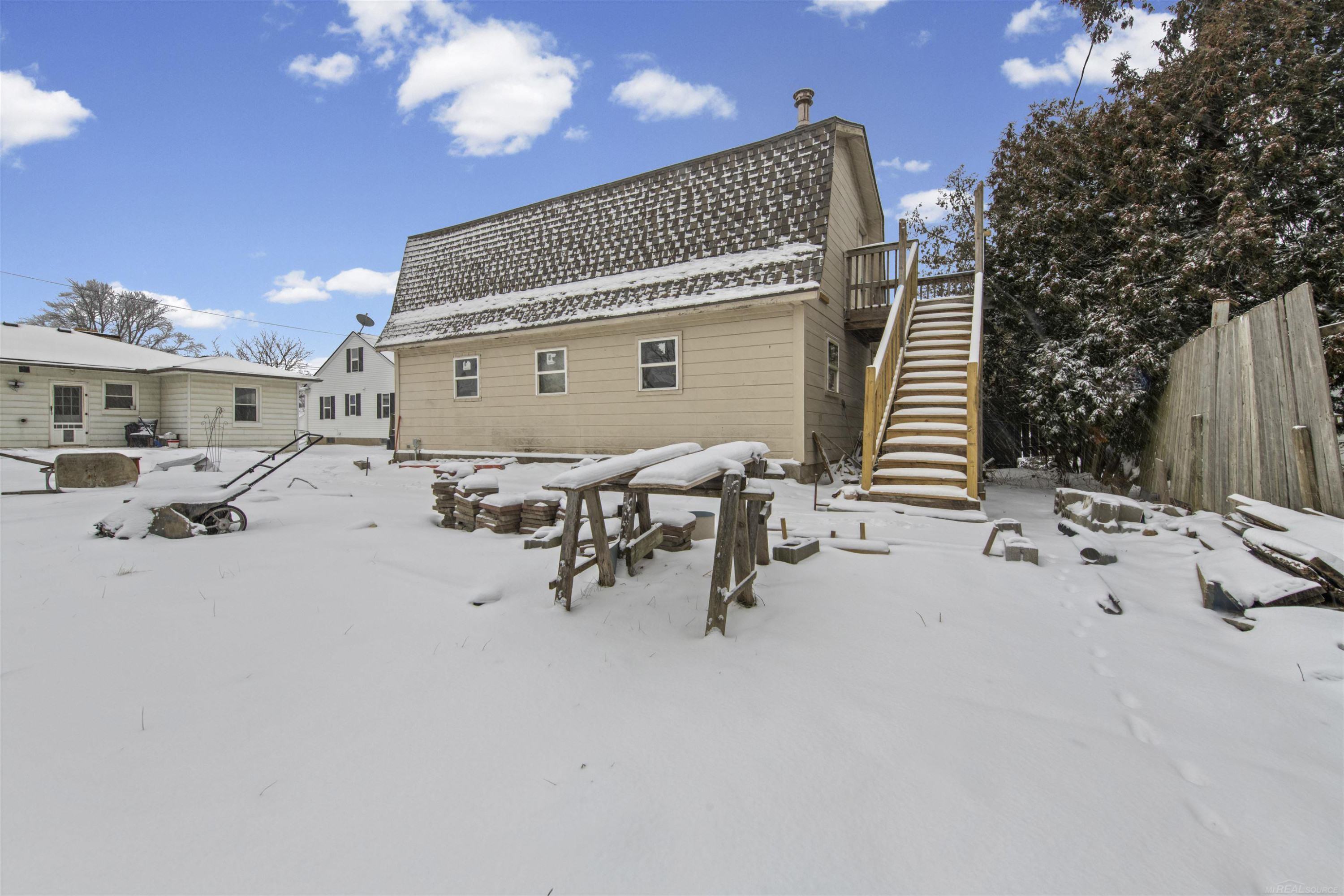 303 E Mill Street, Capac, MI 48014 — Photo 7