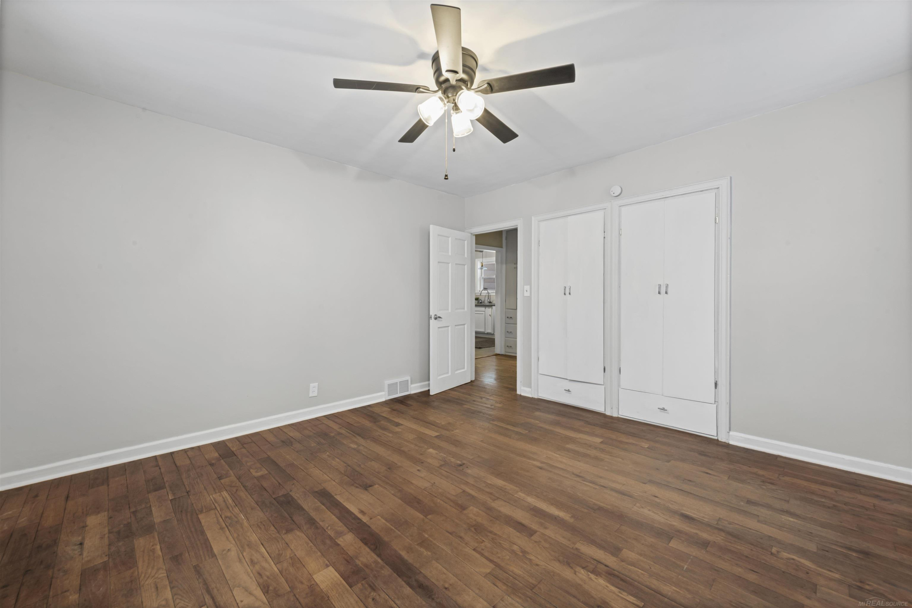 303 E Mill Street, Capac, MI 48014 — Photo 21