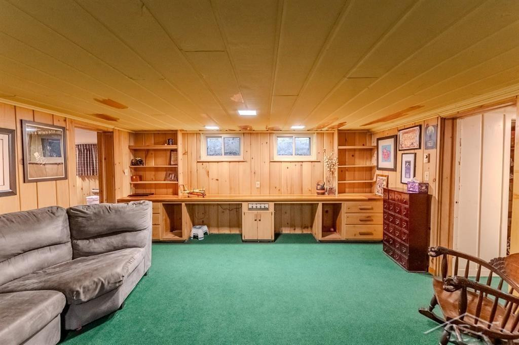 530 S Antler Street, Gladwin, MI 48624 — Photo 39