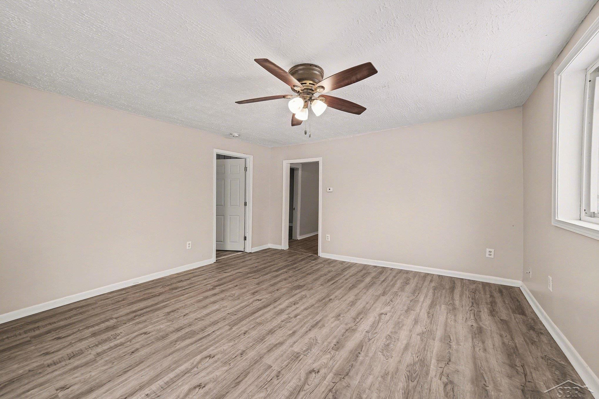 2481 California Avenue, Saginaw, MI 48601 — Photo 2