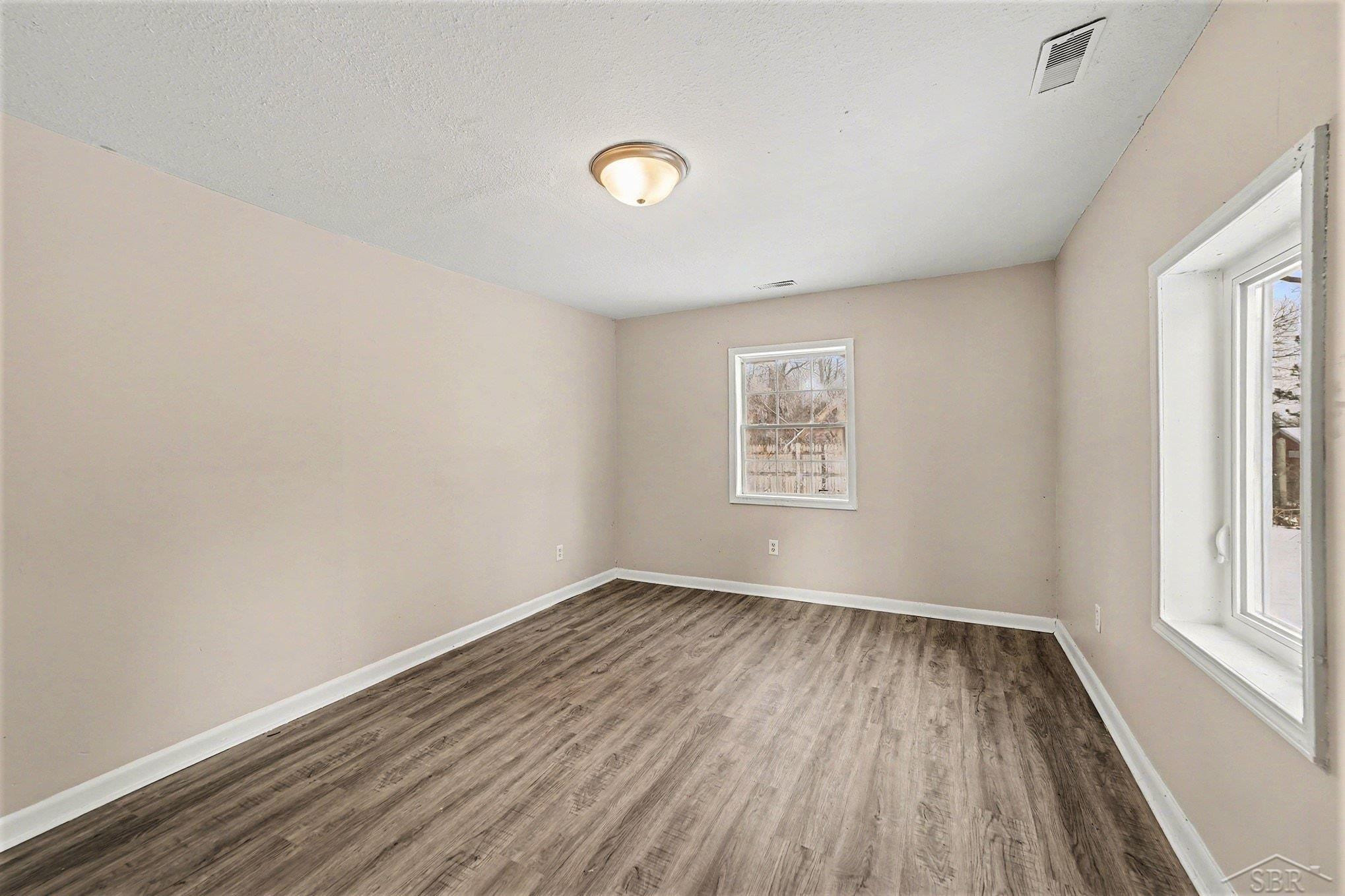 2481 California Avenue, Saginaw, MI 48601 — Photo 3