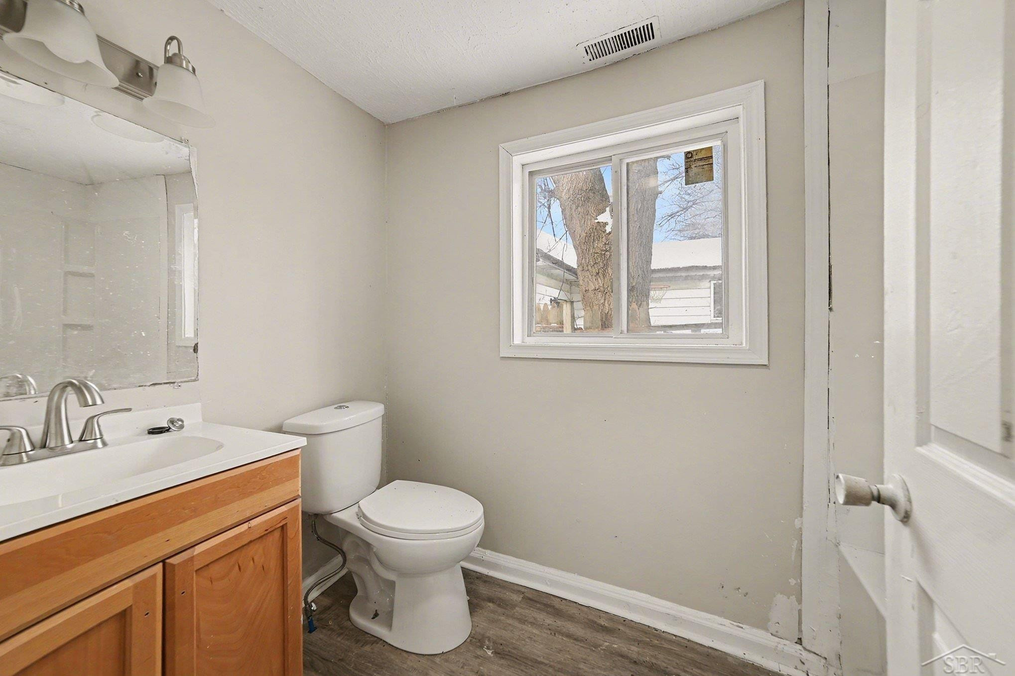 2481 California Avenue, Saginaw, MI 48601 — Photo 6