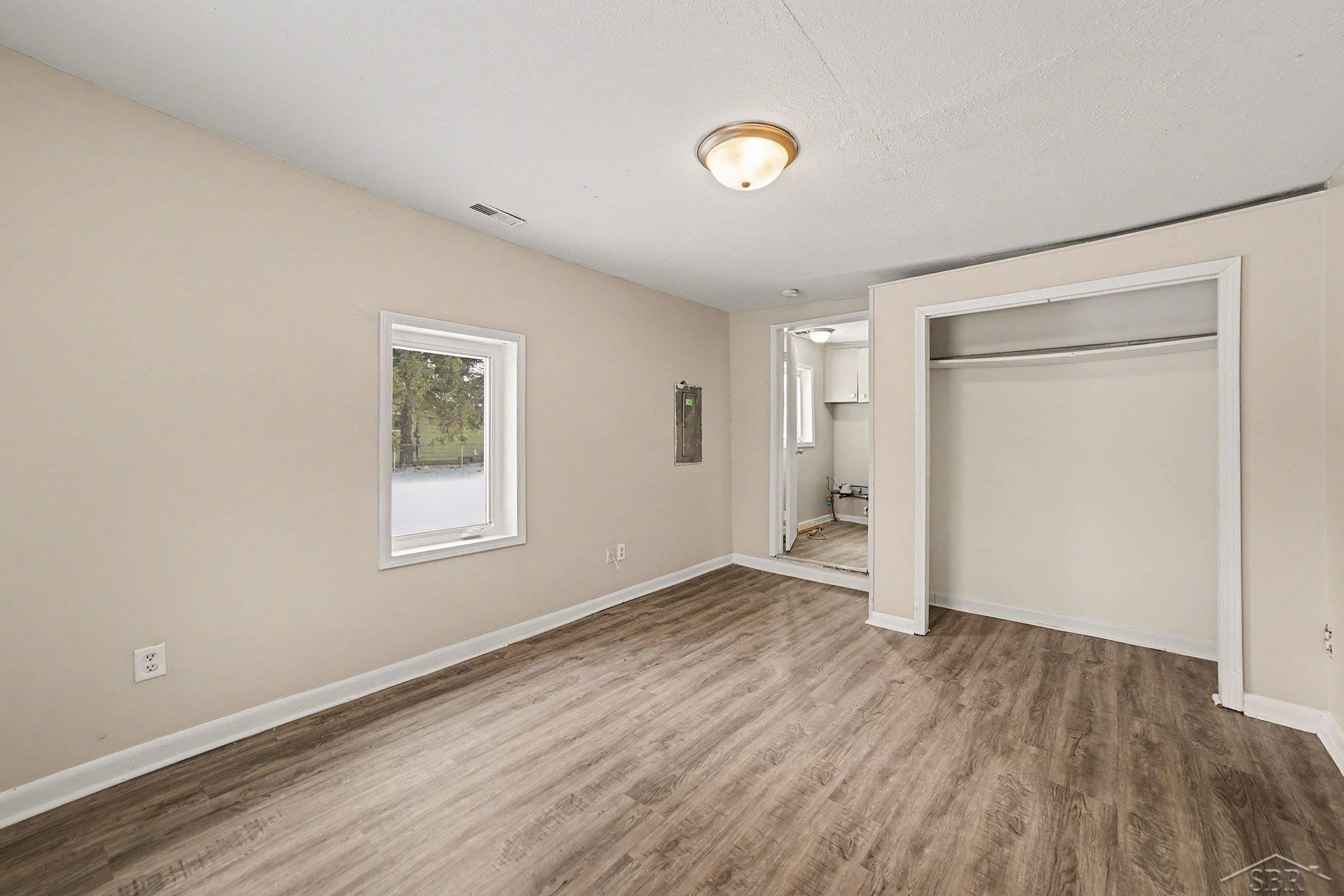 2481 California Avenue, Saginaw, MI 48601 — Photo 8