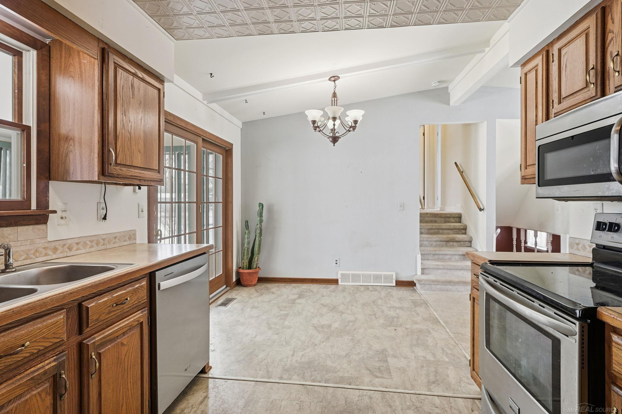 2336 N Irish Road, Davison, MI 48423 — Photo 14