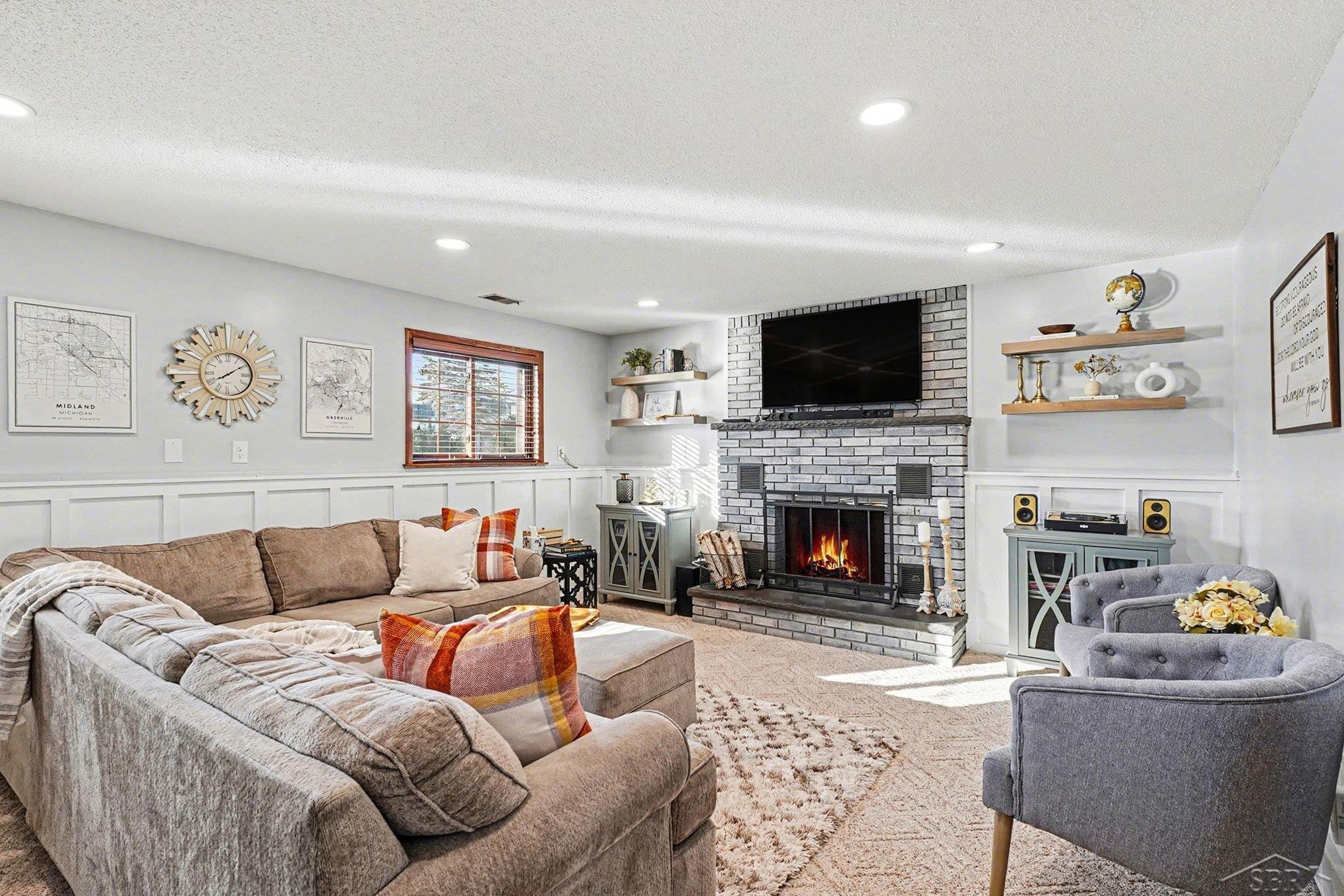 611 E Dawn Drive, Freeland, MI 48623 — Photo 19