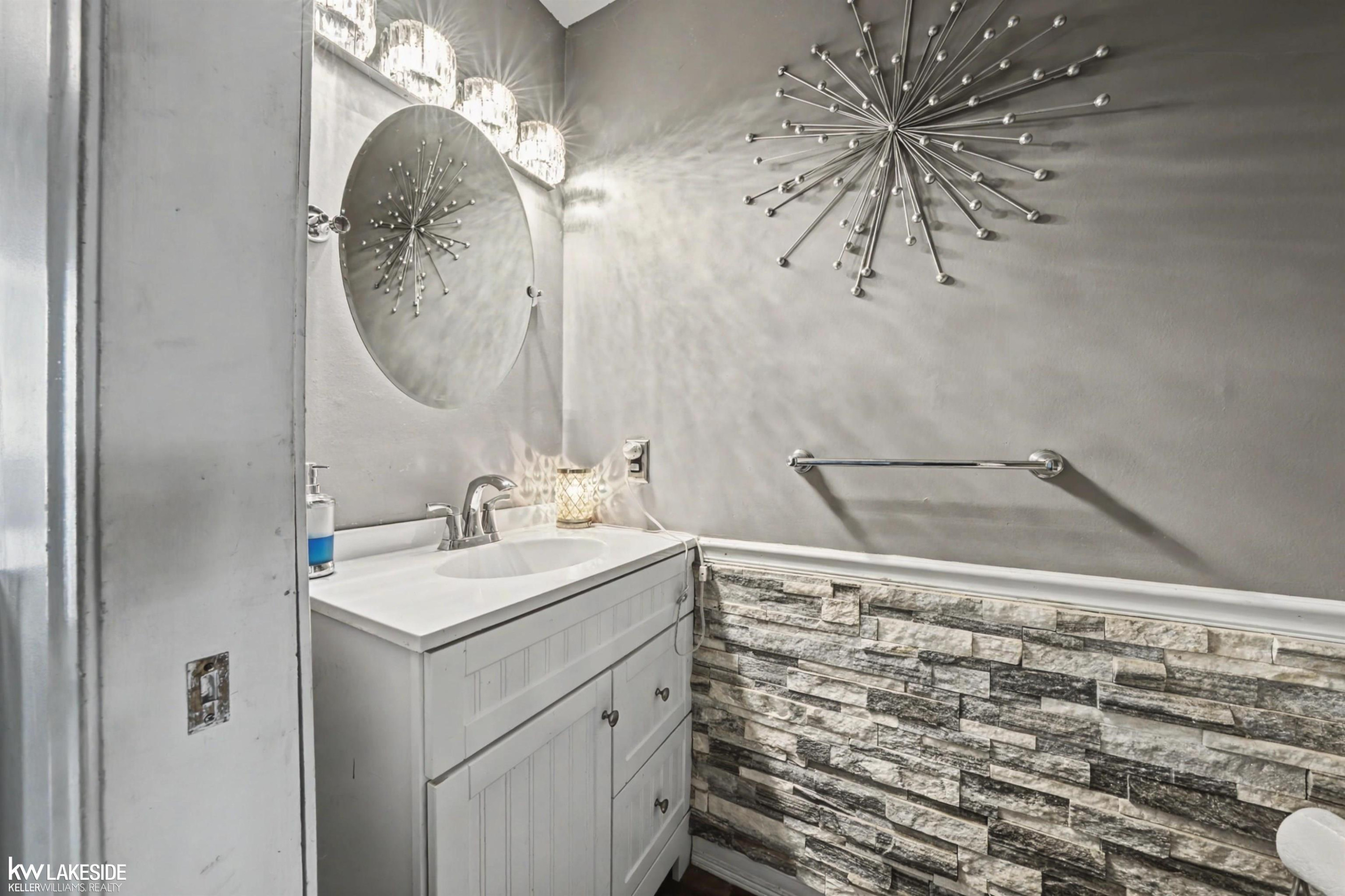 16845 Tremlett Drive, Clinton Twp, MI 48035 — Photo 15