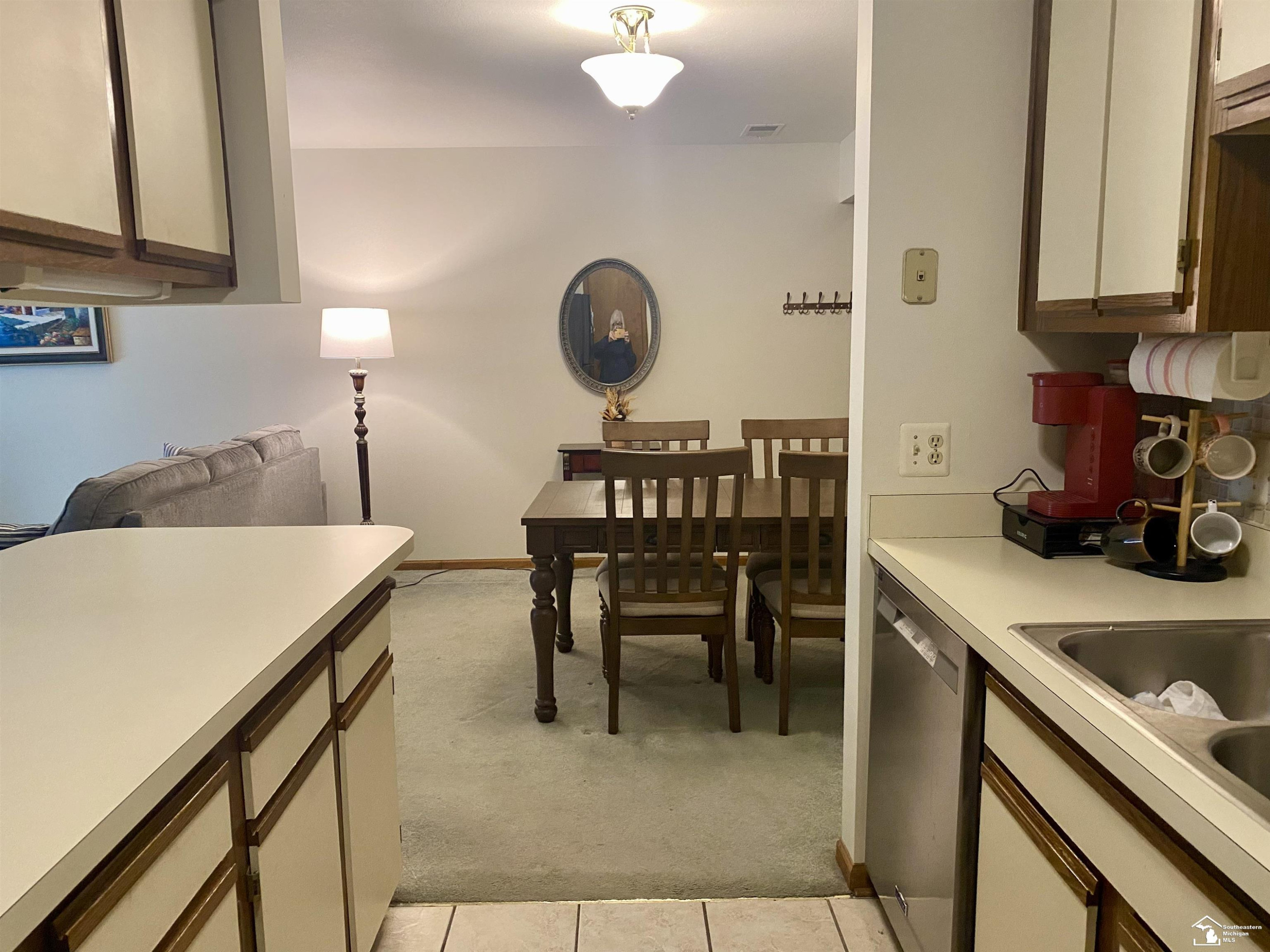 1225 Harbour Drive, #27, Trenton, MI 48183 — Photo 21