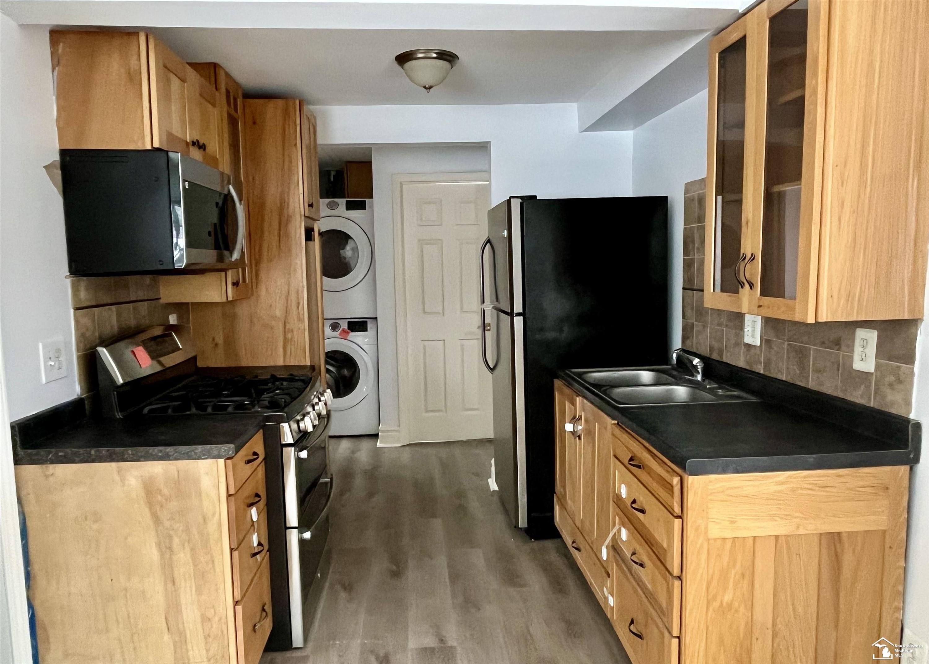 4630 Gertrude Street, Dearborn Heights, MI 48125 — Photo 4