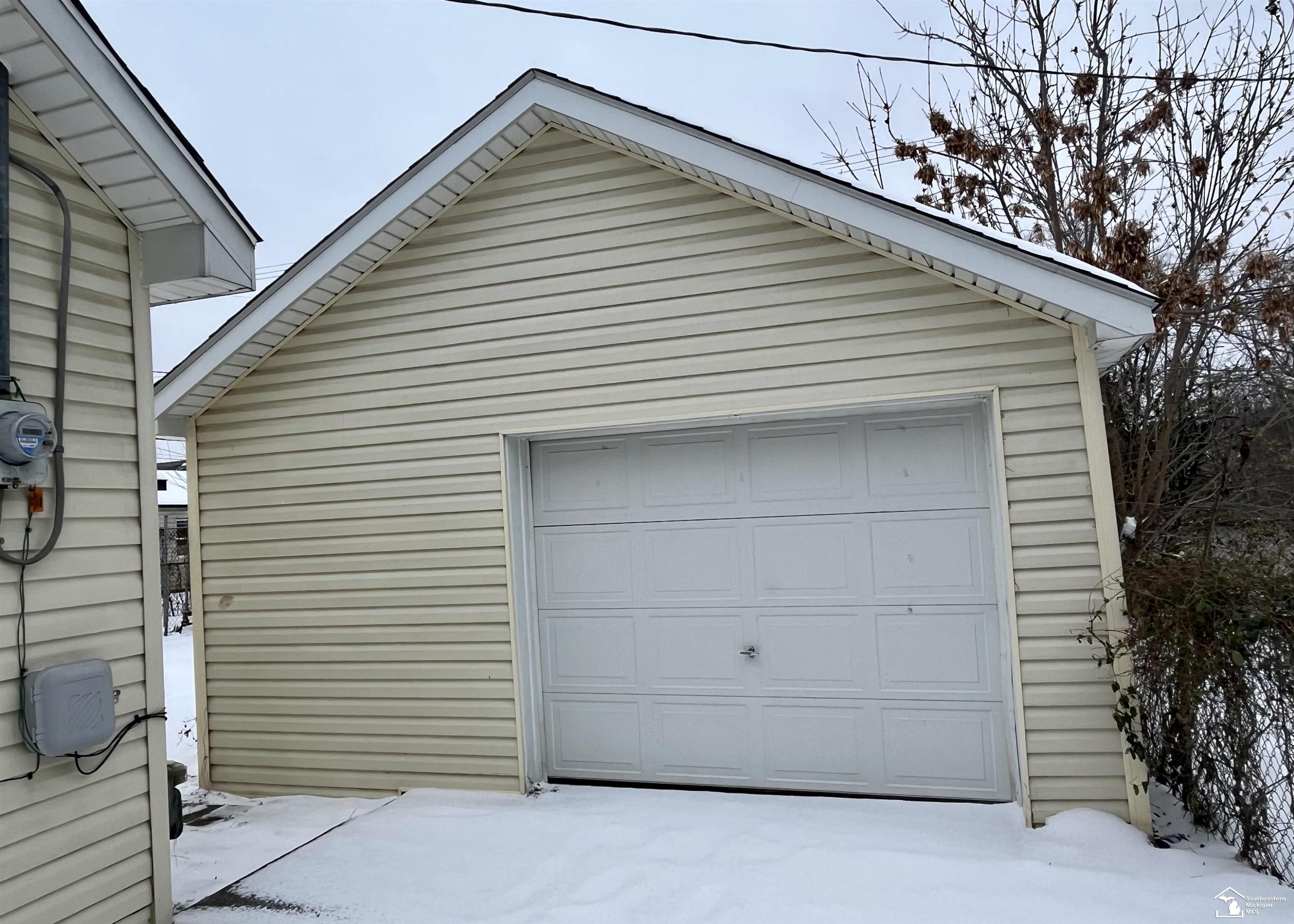 4630 Gertrude Street, Dearborn Heights, MI 48125 — Photo 10