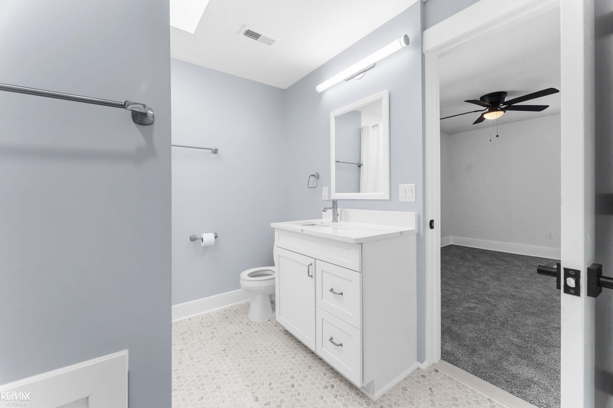1374 Anita Avenue, Grosse Pointe Woods, MI 48236 — Photo 13