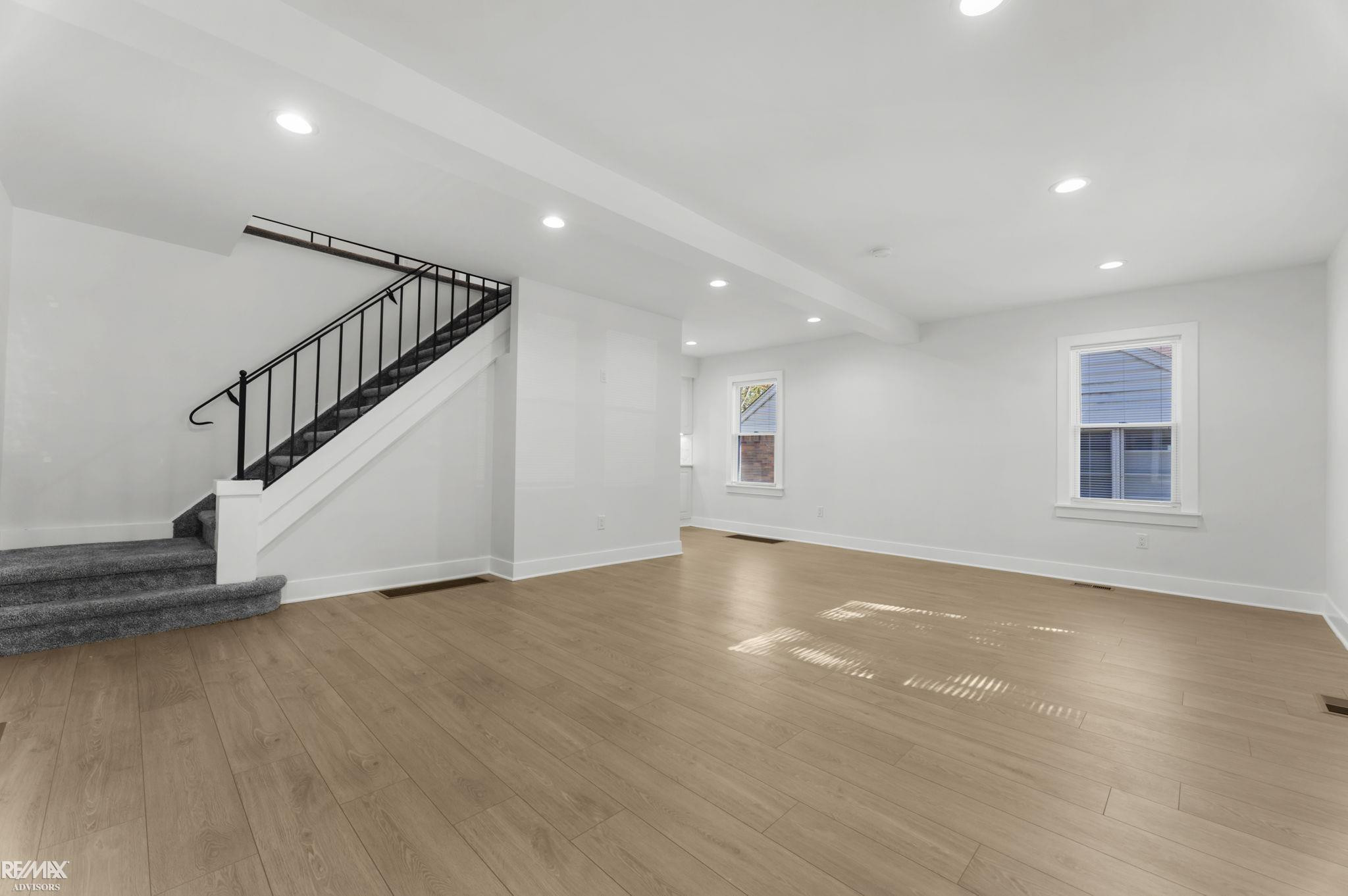 1374 Anita Avenue, Grosse Pointe Woods, MI 48236 — Photo 17