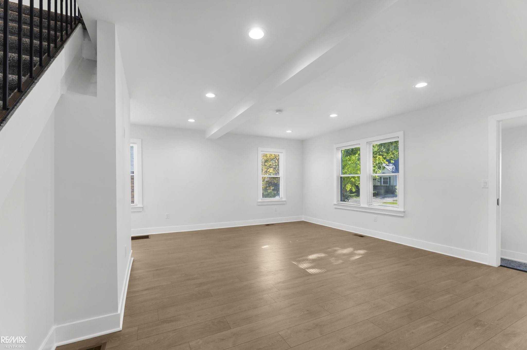 1374 Anita Avenue, Grosse Pointe Woods, MI 48236 — Photo 23