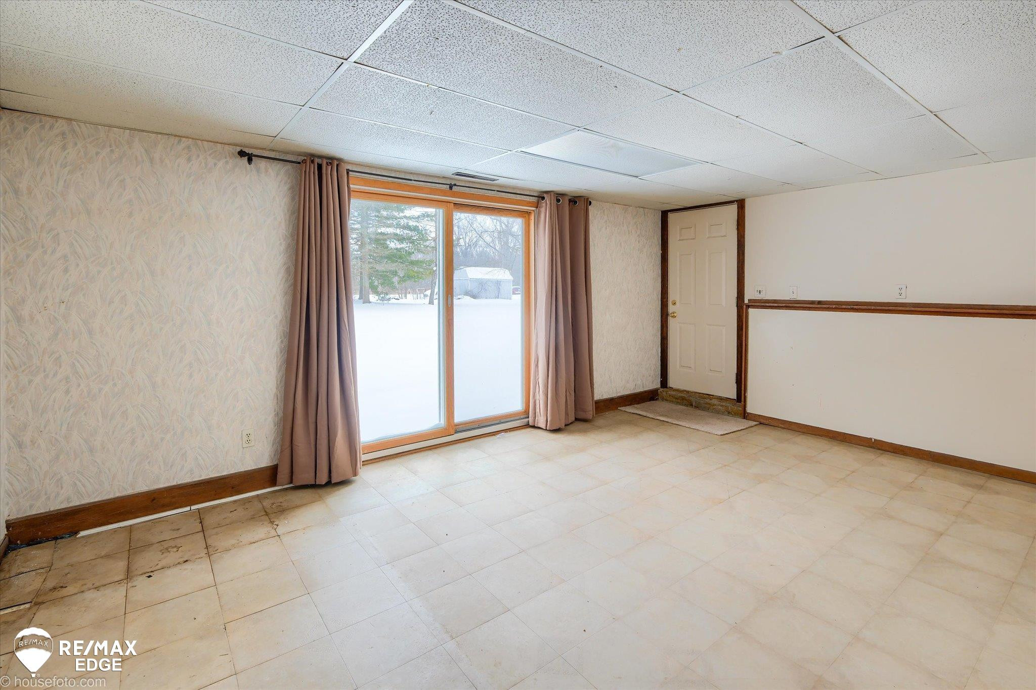 10325 Dar Lane, MI — Photo 29