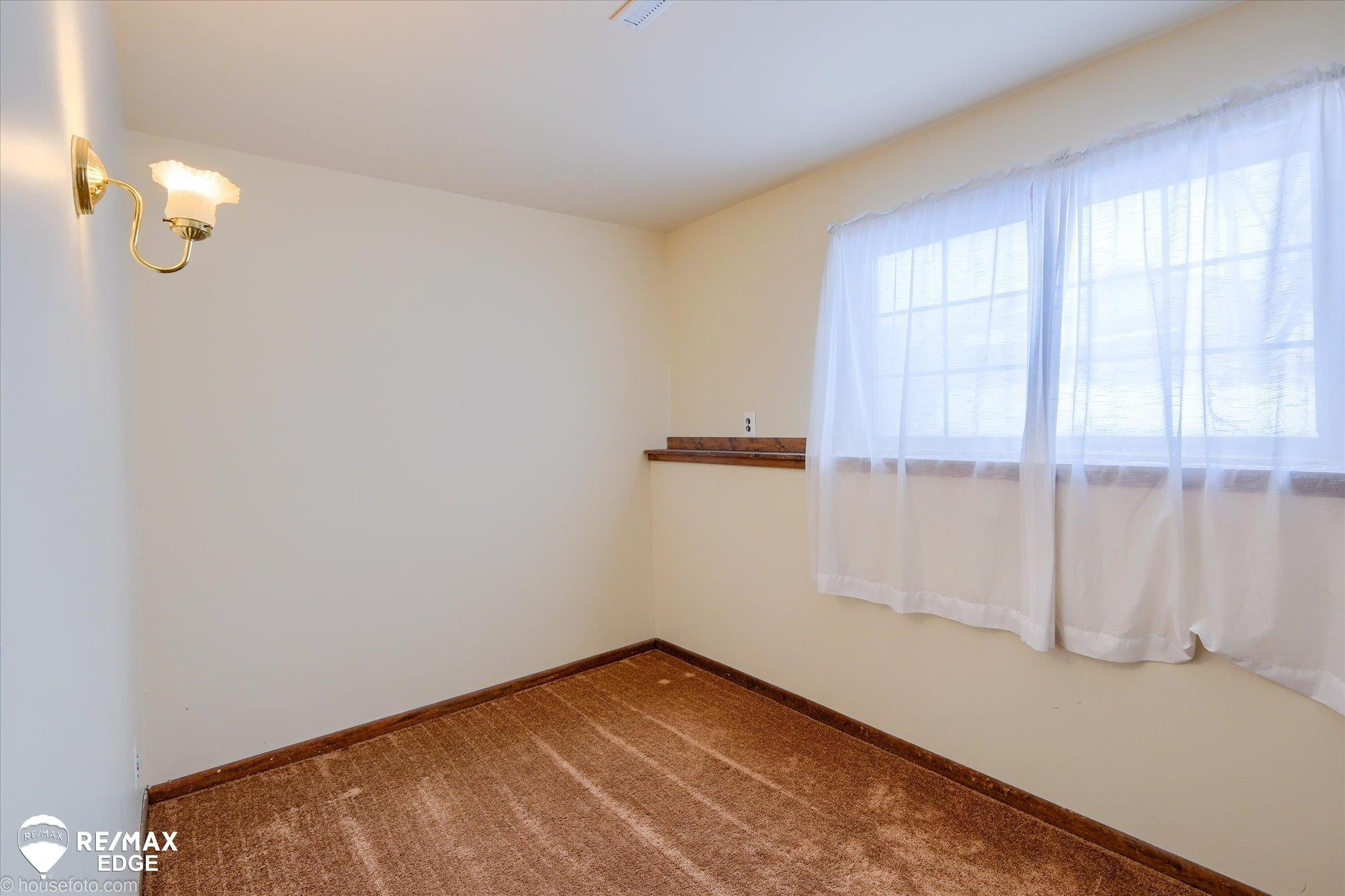 10325 Dar Lane, MI — Photo 30