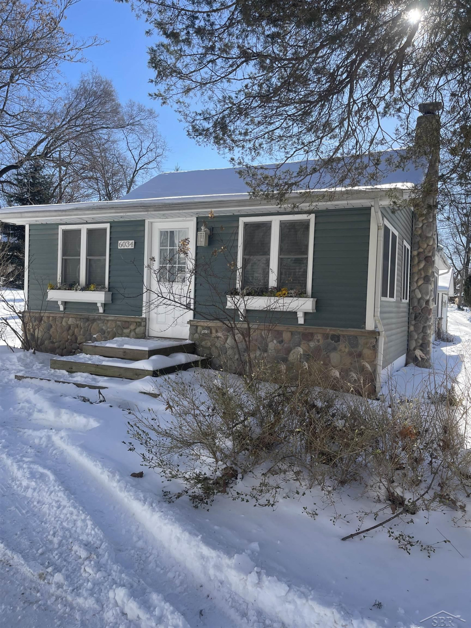 6034 Plymouth Drive, Brighton, MI 48116 — Photo 2
