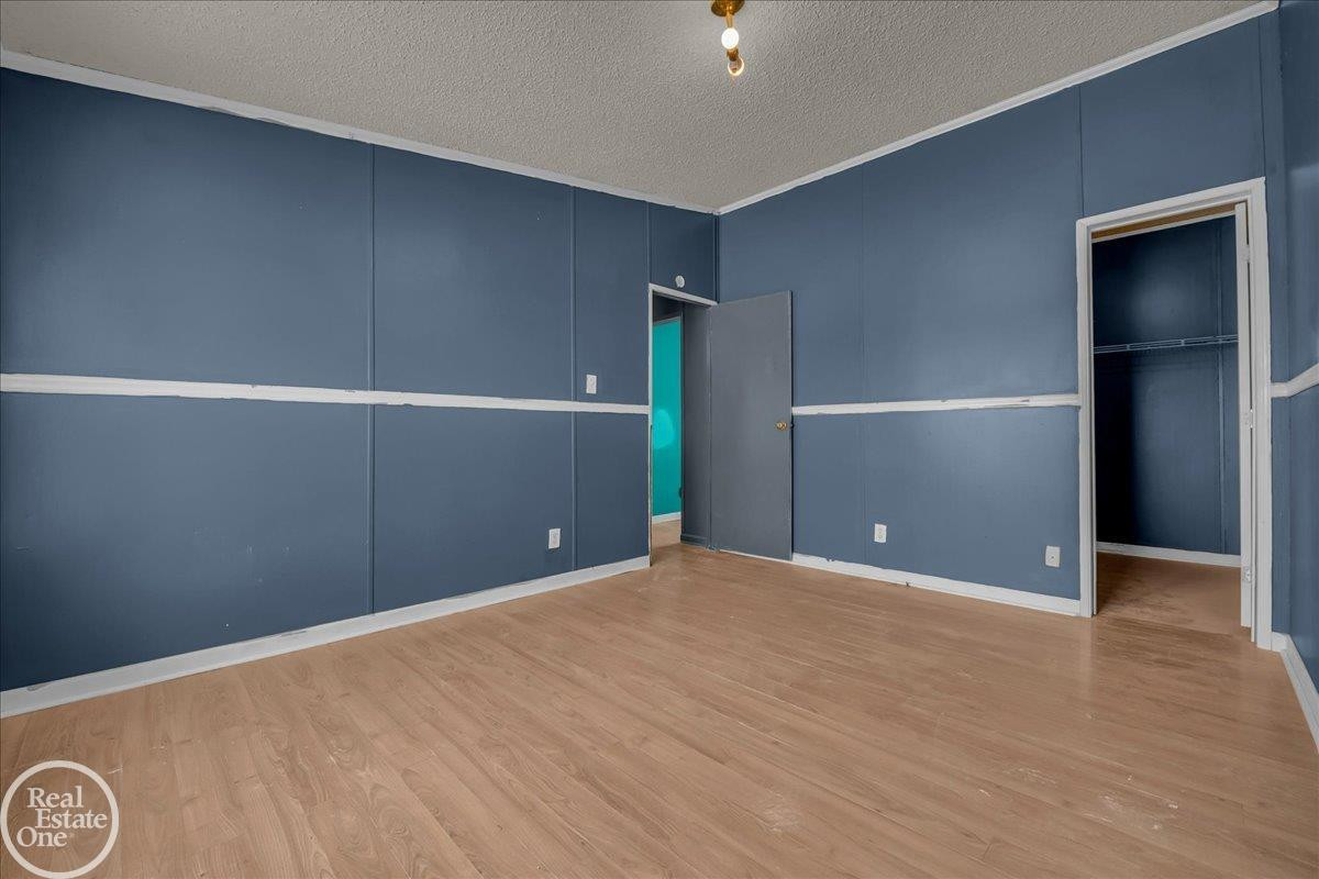 7677 Hewitt Road, MI 48006 — Photo 10