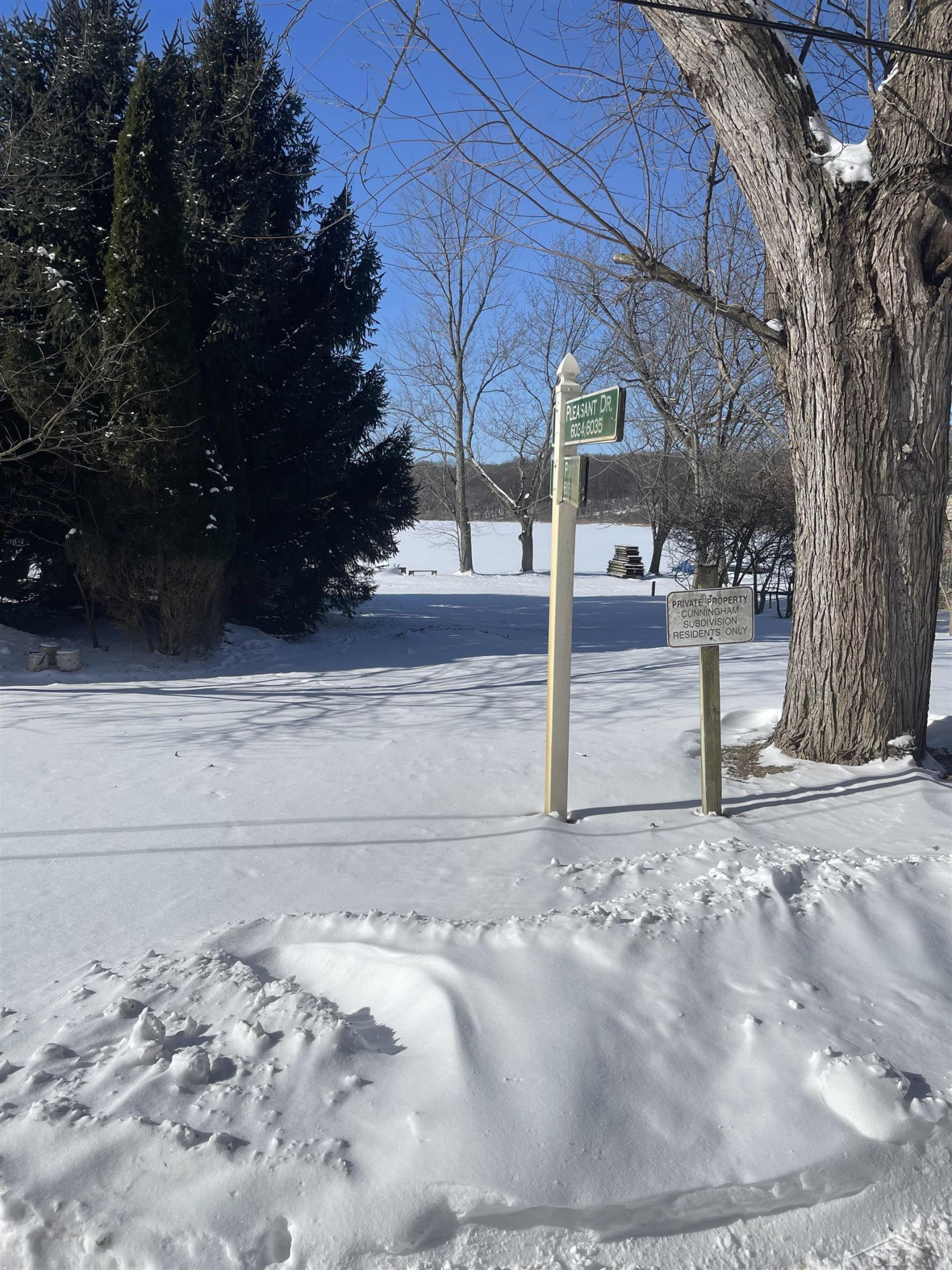 6034 Plymouth Drive, Brighton, MI 48116 — Photo 13
