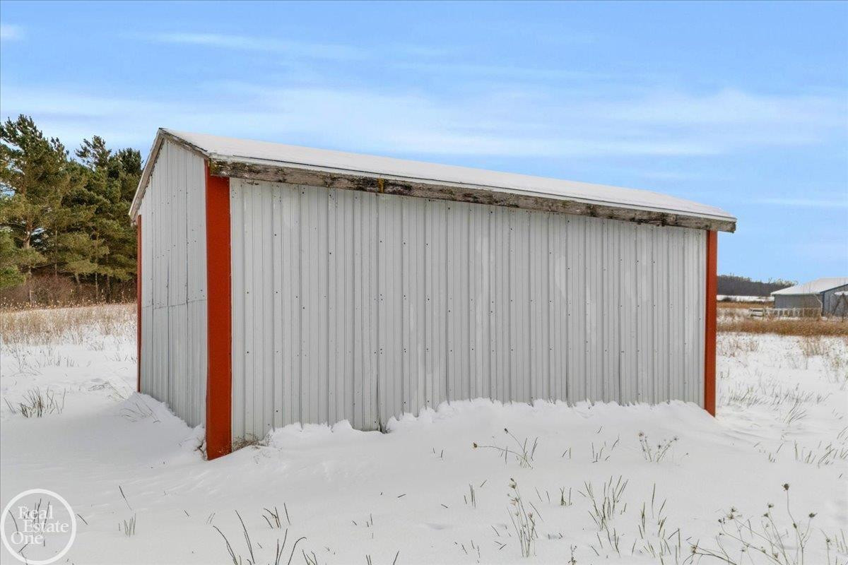 7677 Hewitt Road, MI 48006 — Photo 29