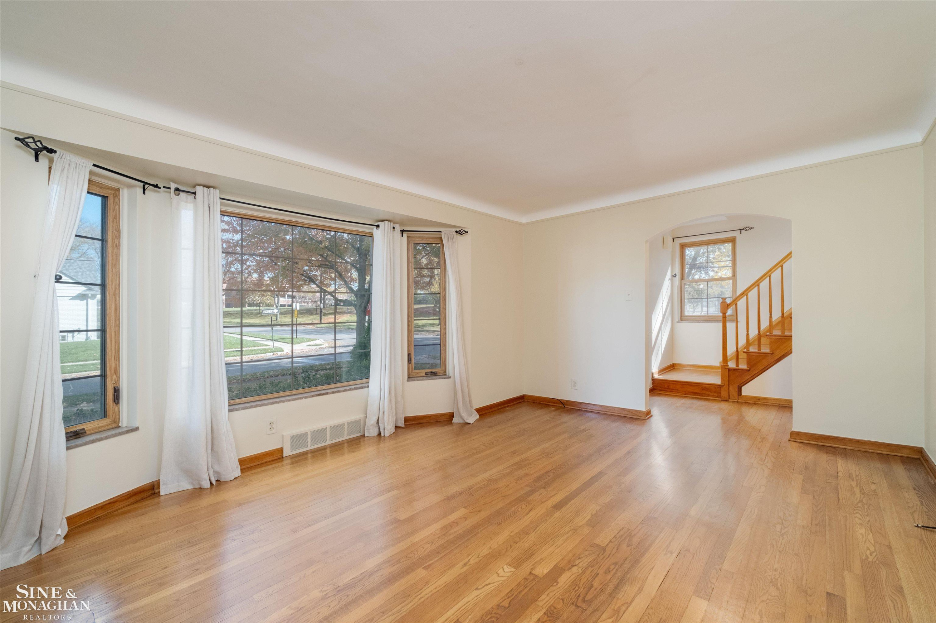 201 McMillan Road, Grosse Pointe Farms, MI 48236 — Photo 5
