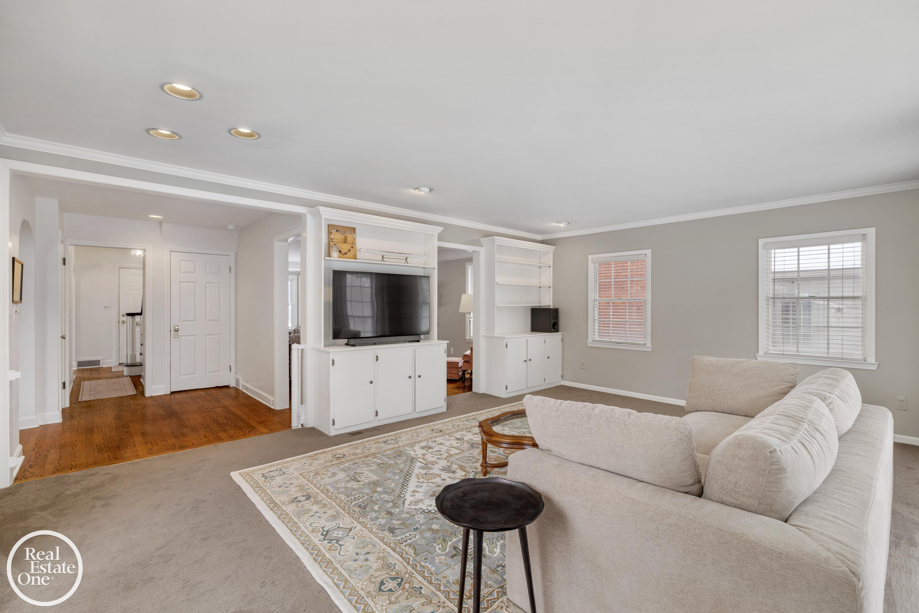 781 LORAINE Street, Grosse Pointe, MI 48230 — Photo 20