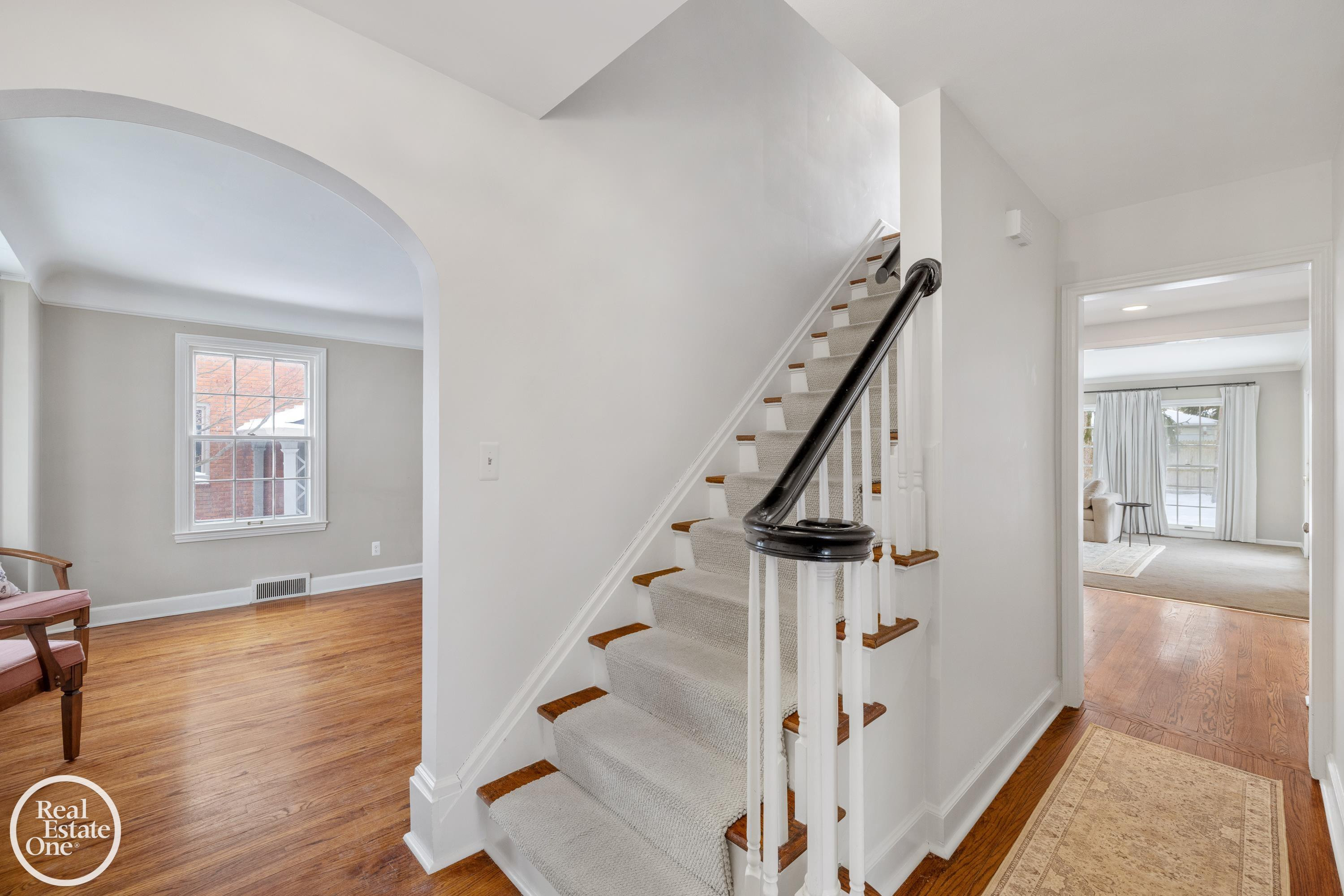 781 LORAINE Street, Grosse Pointe, MI 48230 — Photo 25