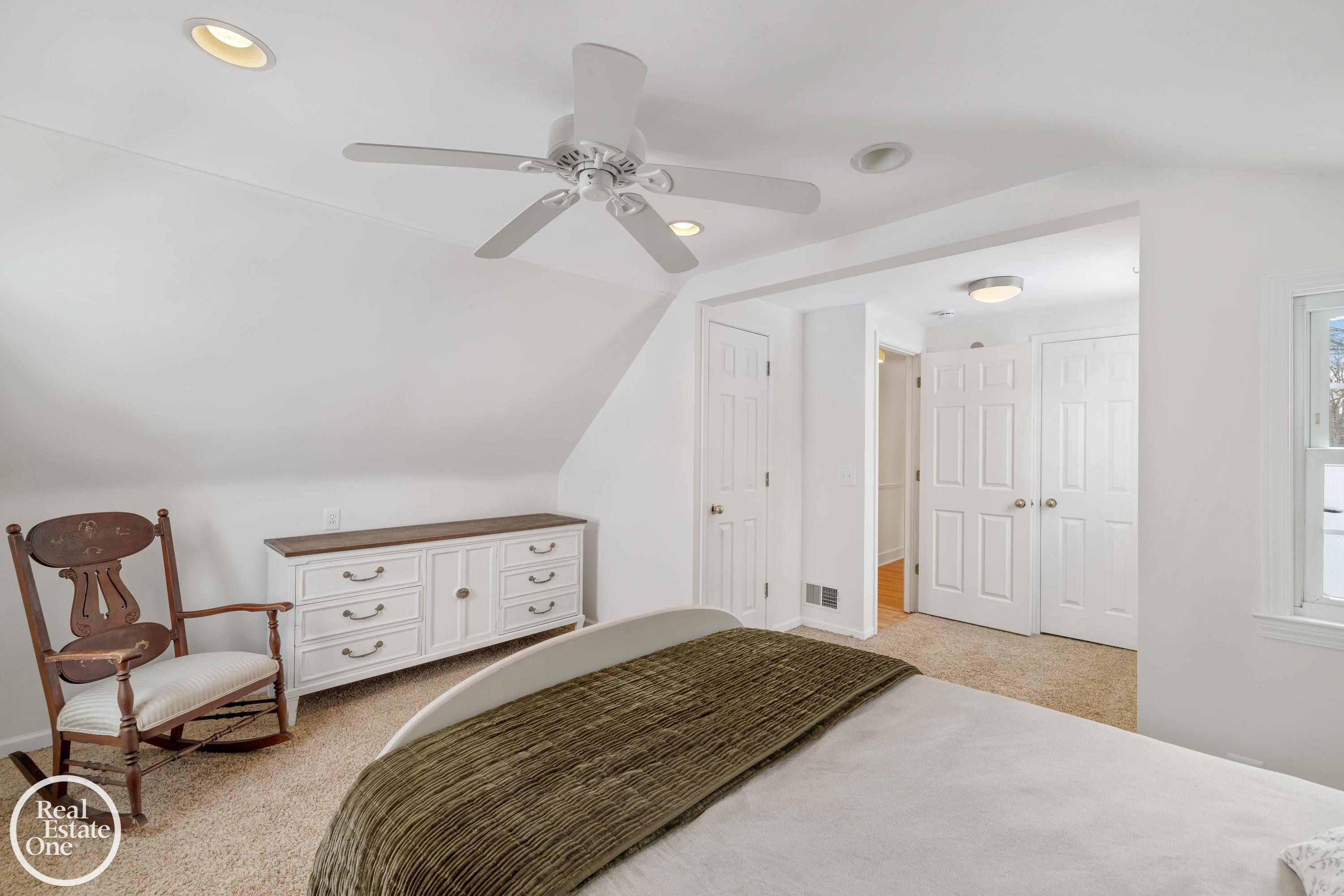 781 LORAINE Street, Grosse Pointe, MI 48230 — Photo 27