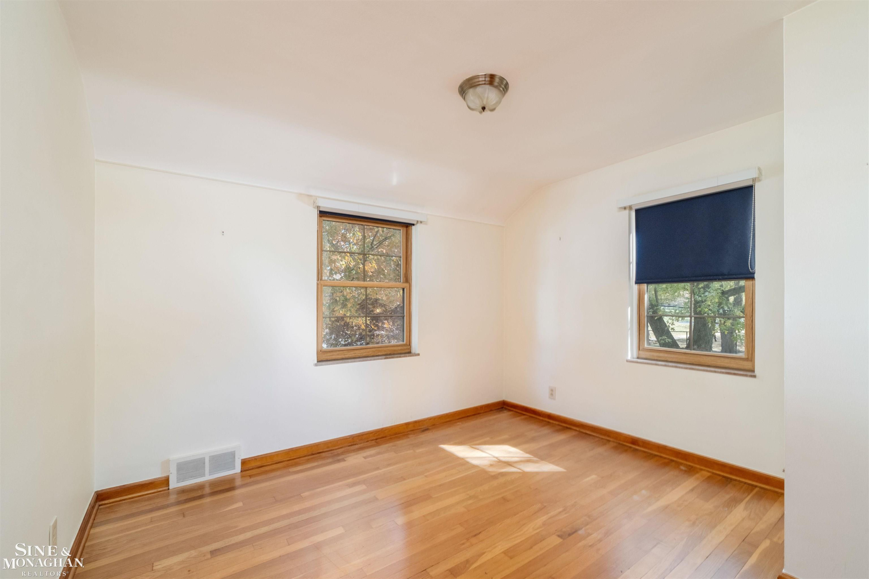 201 McMillan Road, Grosse Pointe Farms, MI 48236 — Photo 18